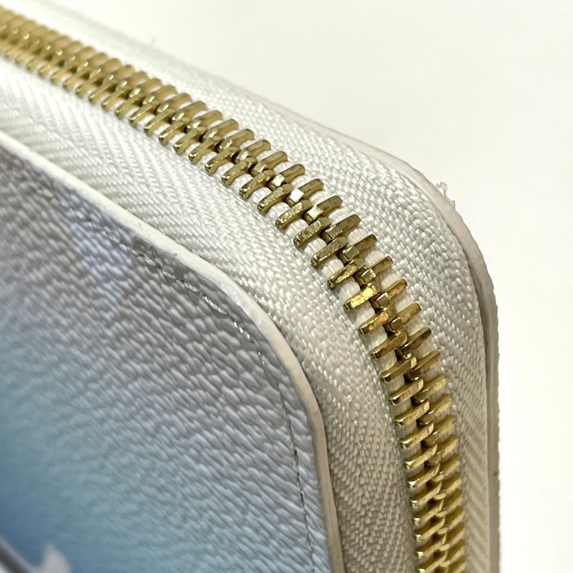 Louis Vuitton Monogram Blue Monogram Long Wallet (Bi-Fold) (Pre-Owned)