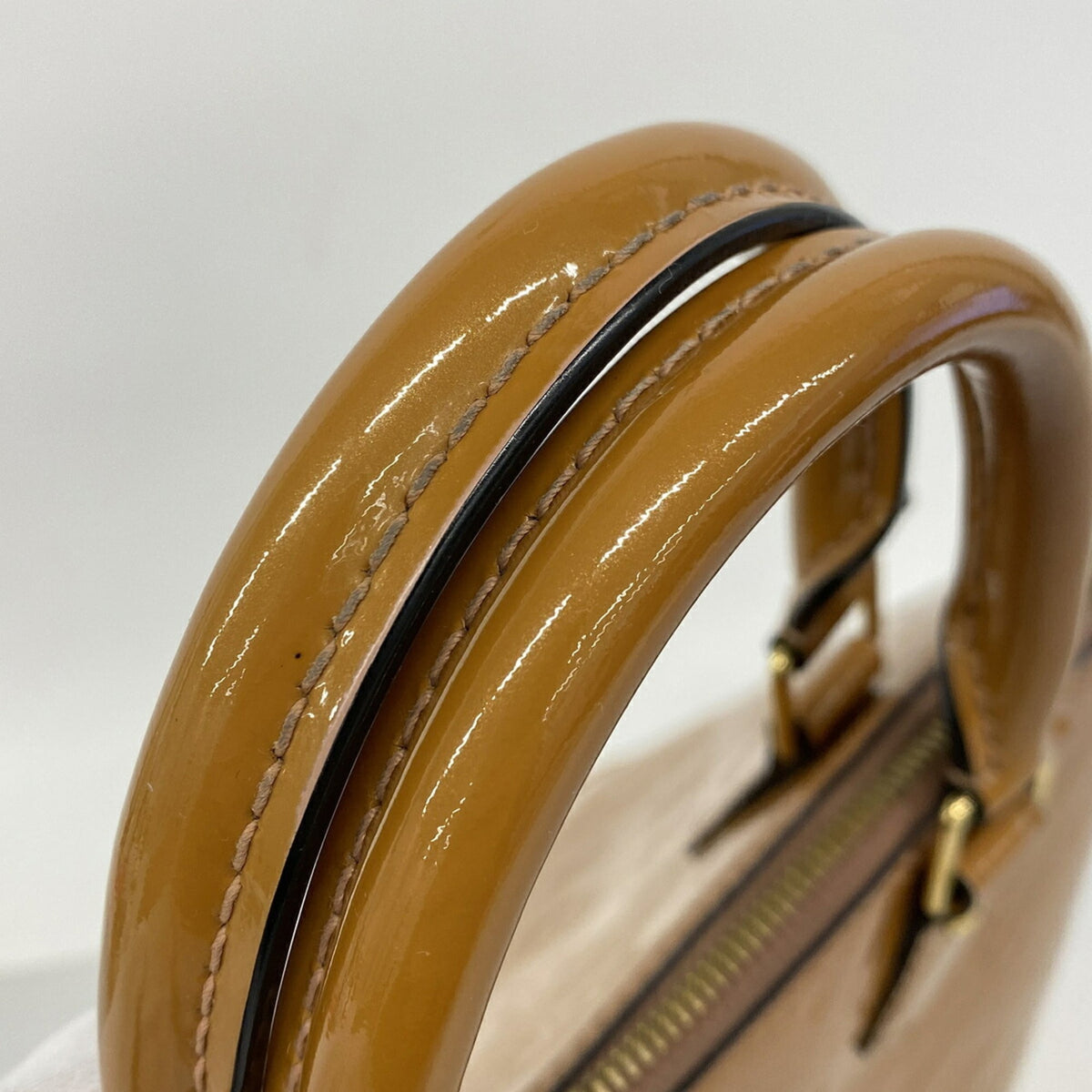 Louis Vuitton Rose Velours Handbag (Pre-Owned)