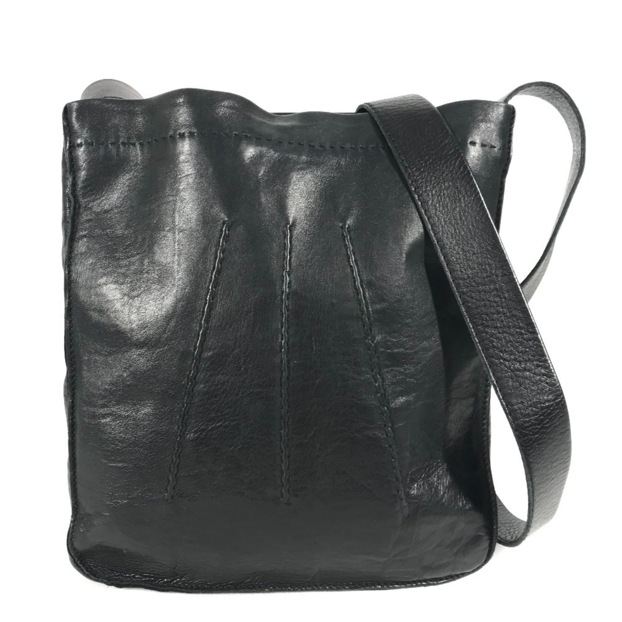 Hermes Toudou Black Leather Pochette Shoulder Bag (Pre-Owned)