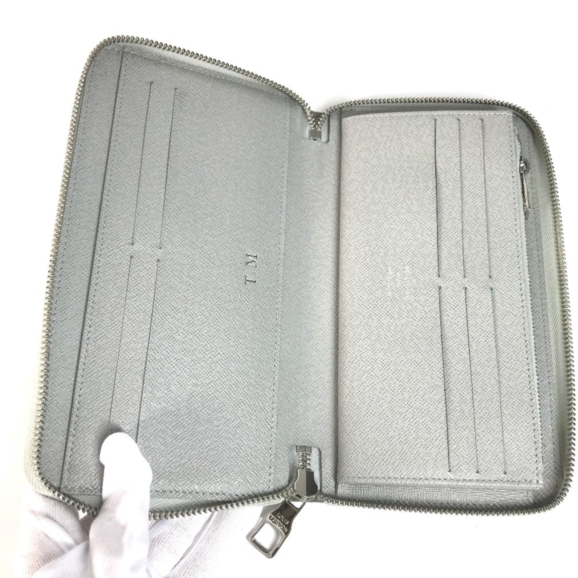 Louis Vuitton Monogram Monogram White Monogram Long Wallet (Bi-Fold) (Pre-Owned)