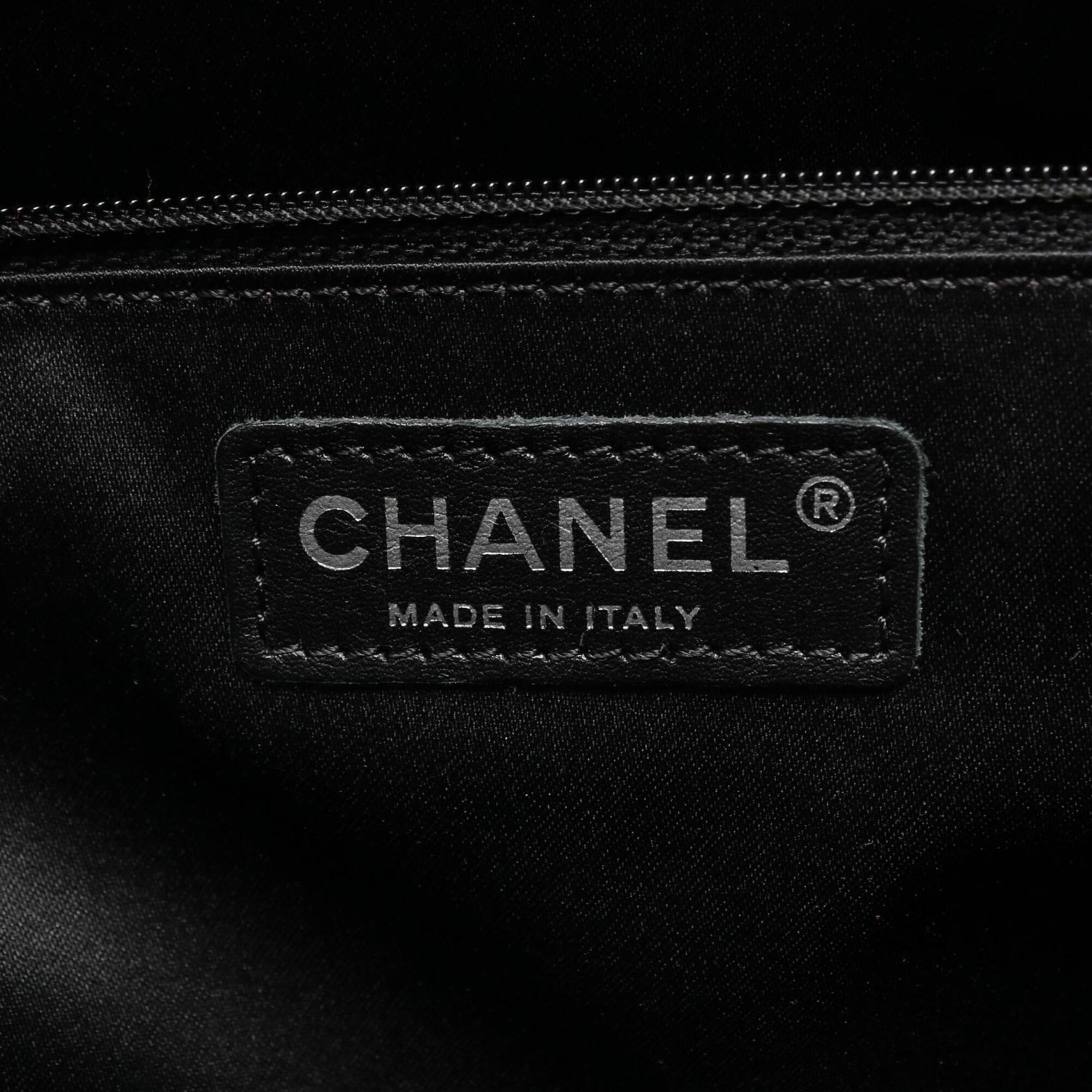 Chanel Black Grained Calfskin Handbag Tote Bag (Pre-Owned)