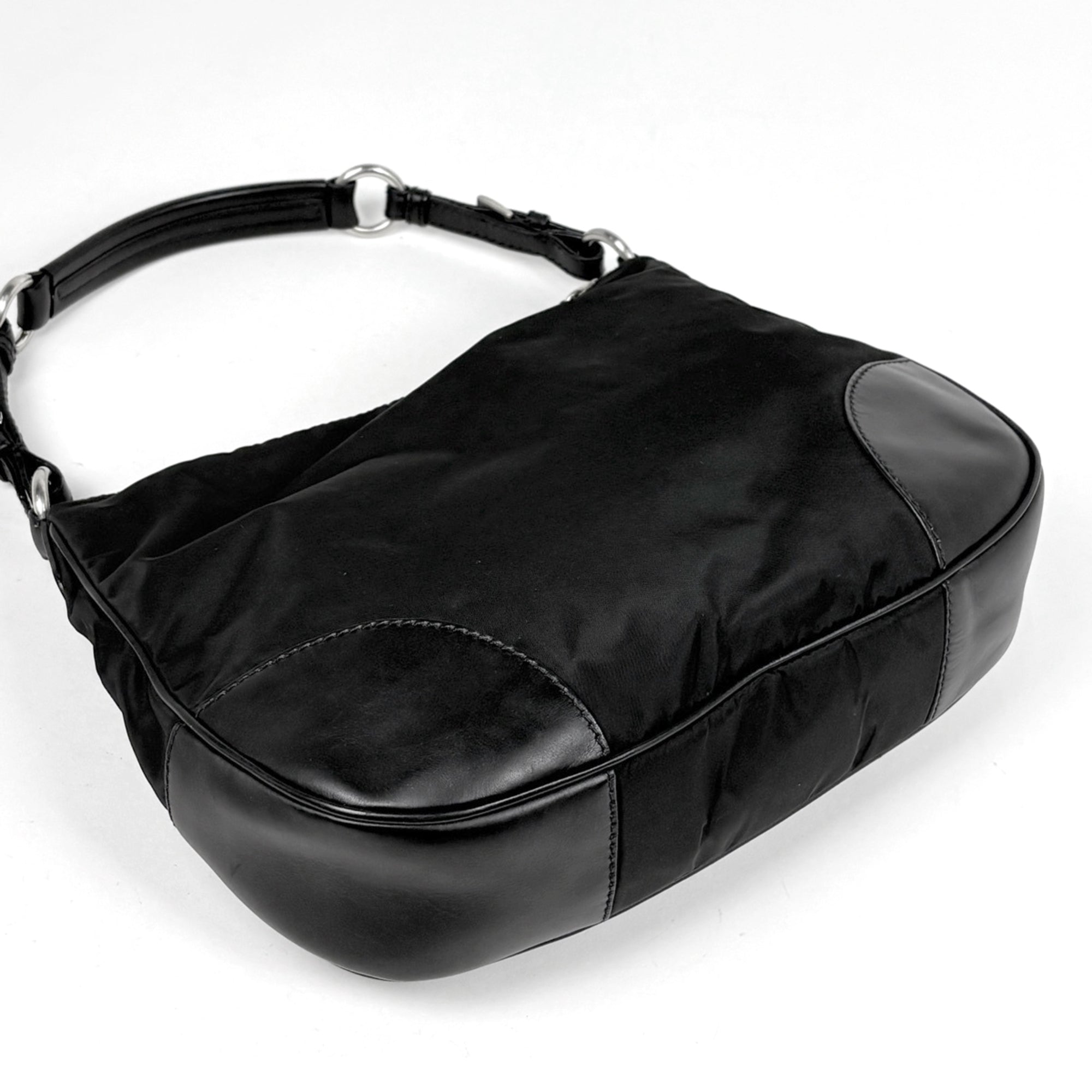 Prada Black Nylon Shoulder Bag (Pre-Owned)