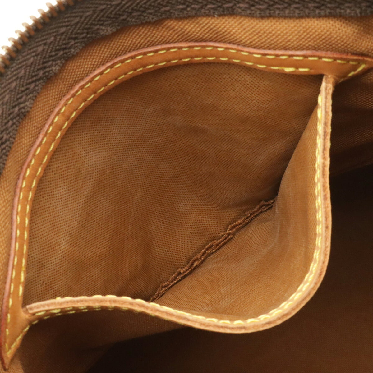 Louis Vuitton Brown Vinyl Handbag (Pre-Owned)