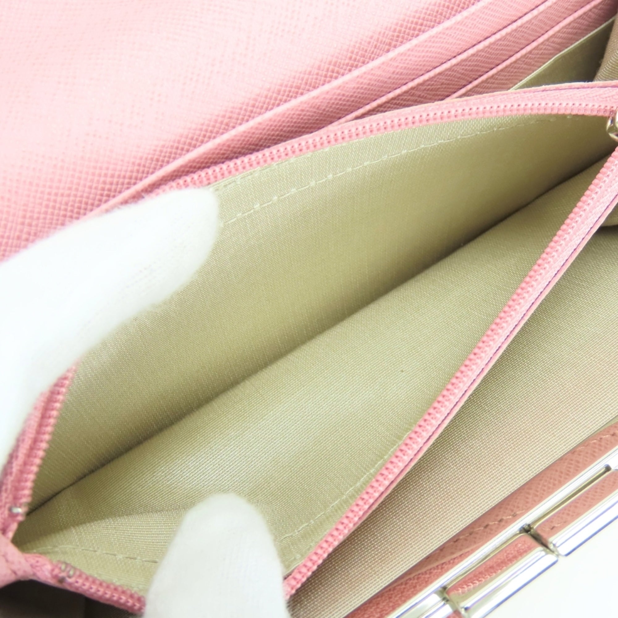 Burberry Pink Leather Coin Purse/Coin Case (Pre-Owned)