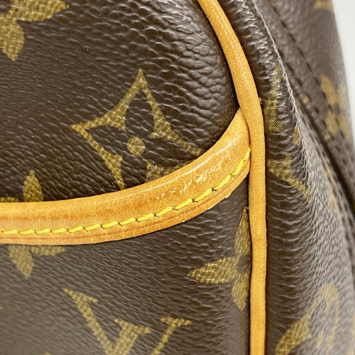 Louis Vuitton Brown Handbag (Pre-Owned)