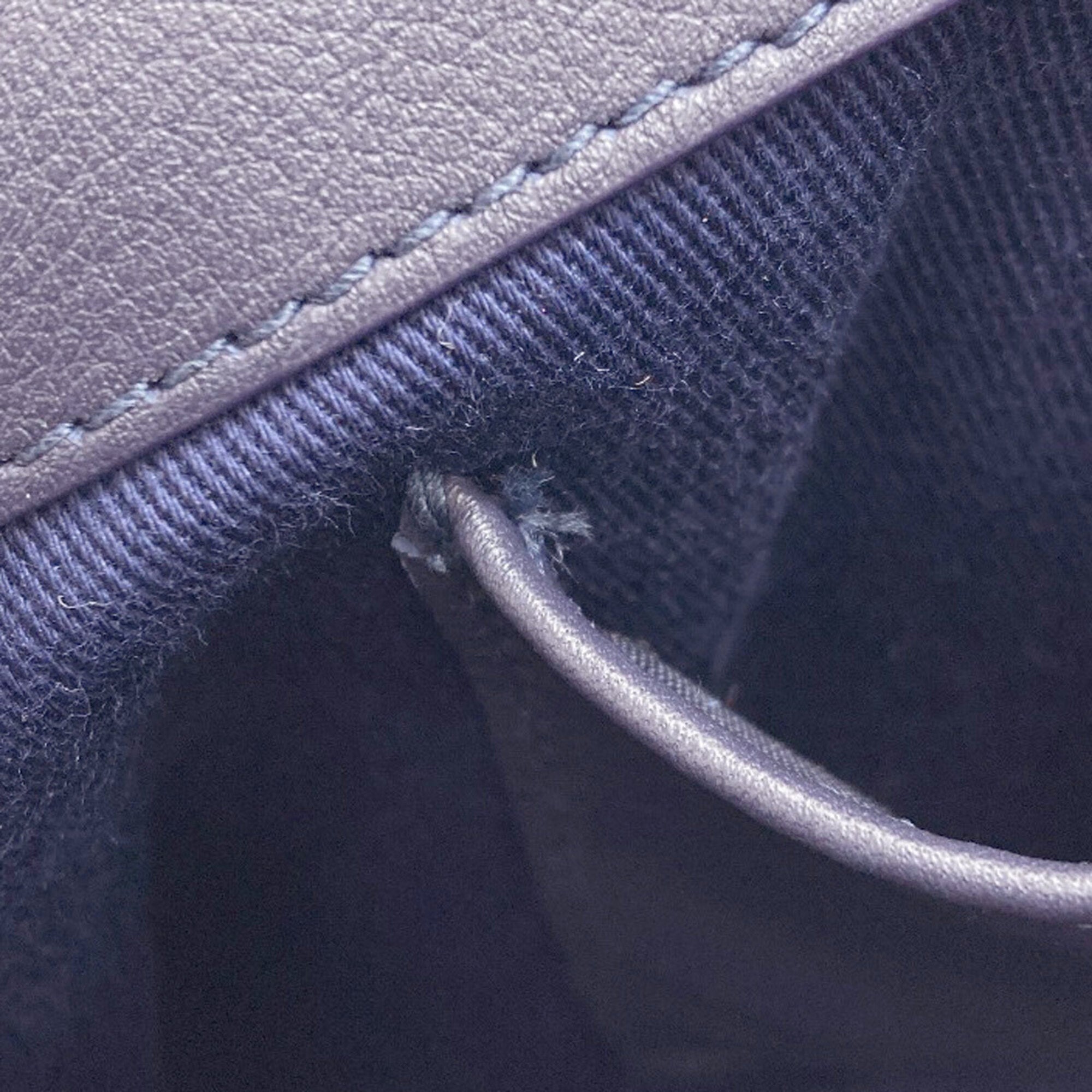 Salvatore Ferragamo Purple Leather Shoulder Bag (Pre-Owned)