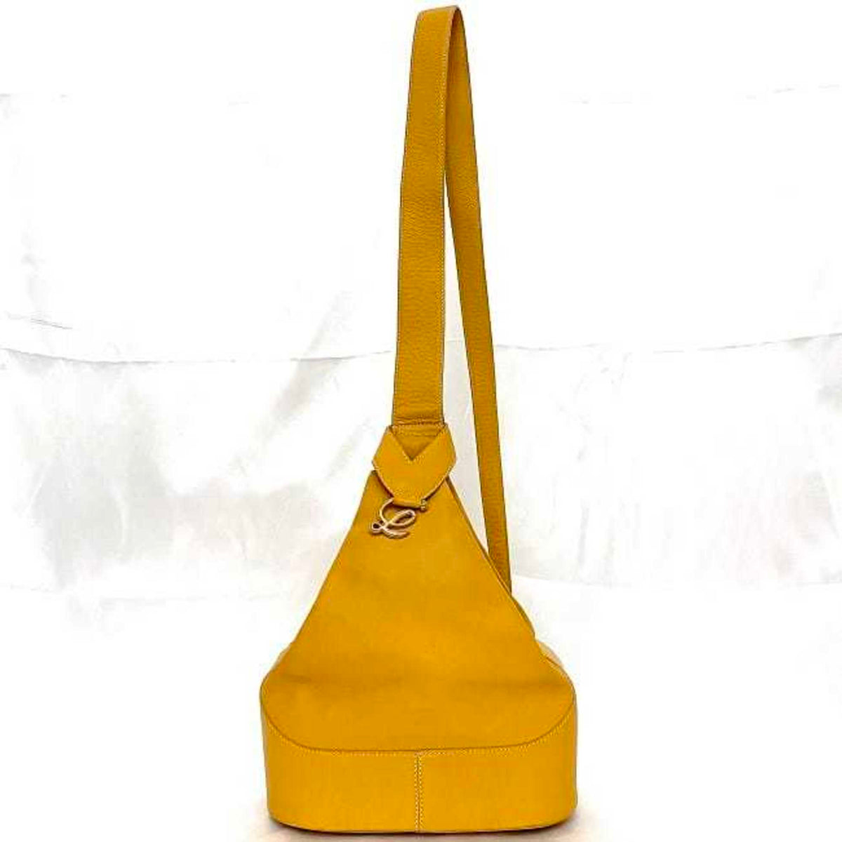 Loewe Anton Orange Leather Pouch Shoulder Bag (Pre-Owned)