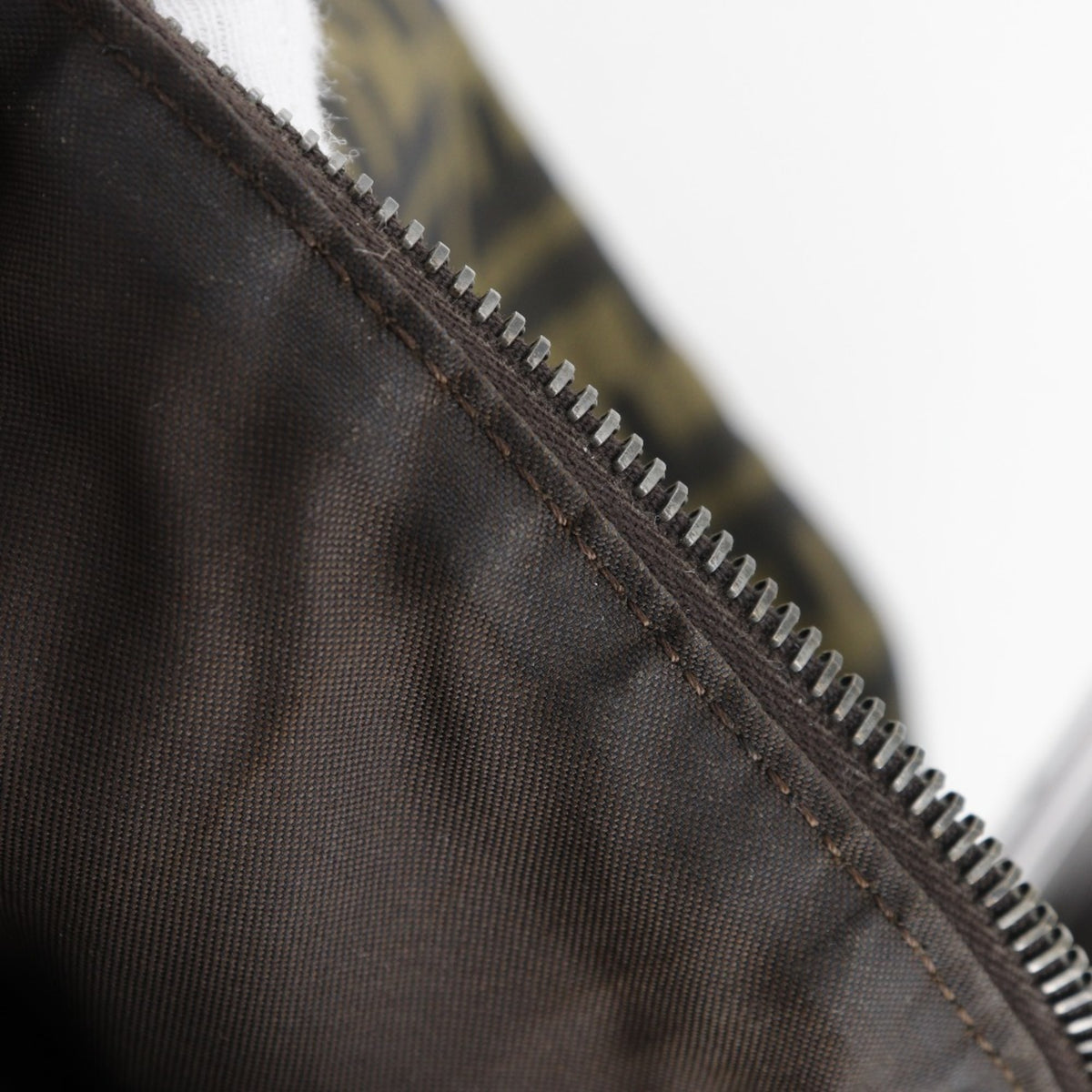 Fendi Brown Nylon Shoulder Bag (Pre-Owned)