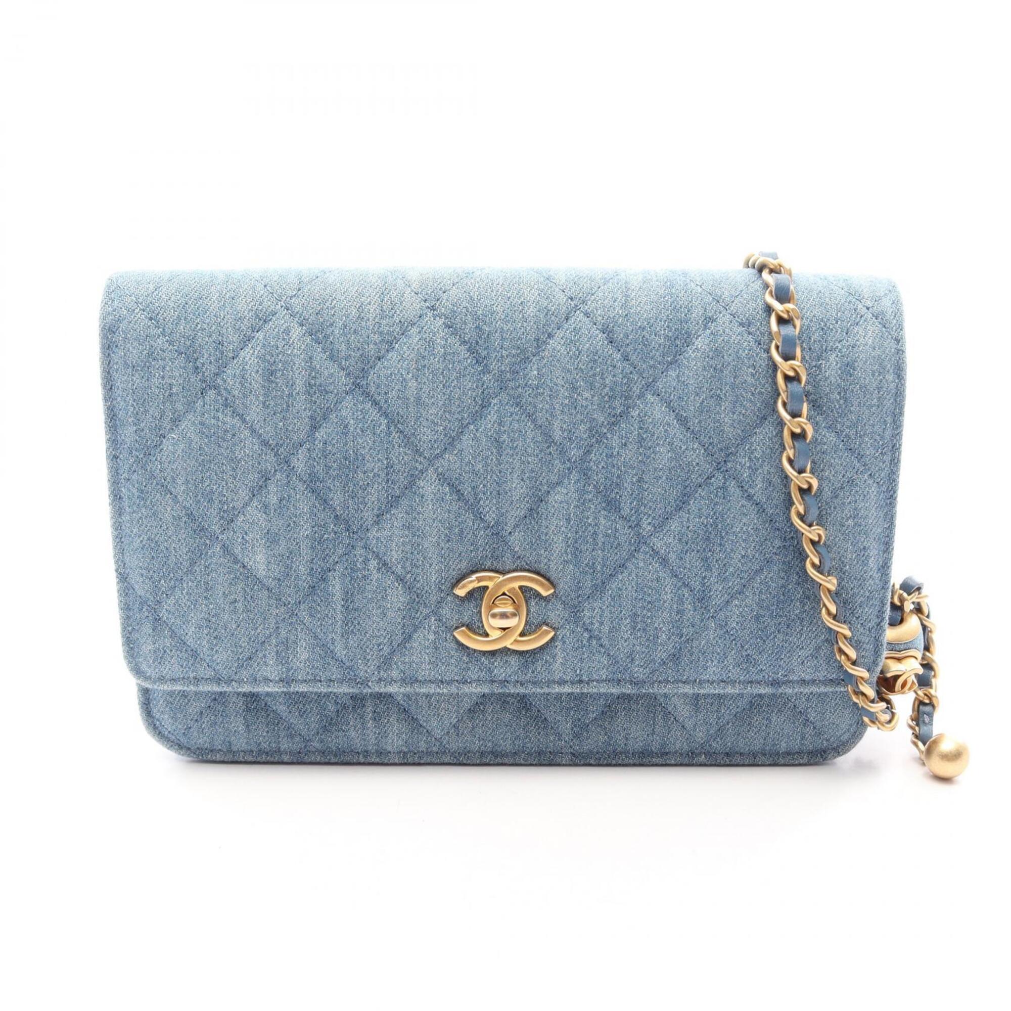 Chanel Blue Denim Handbag Shoulder Bag (Pre-Owned)
