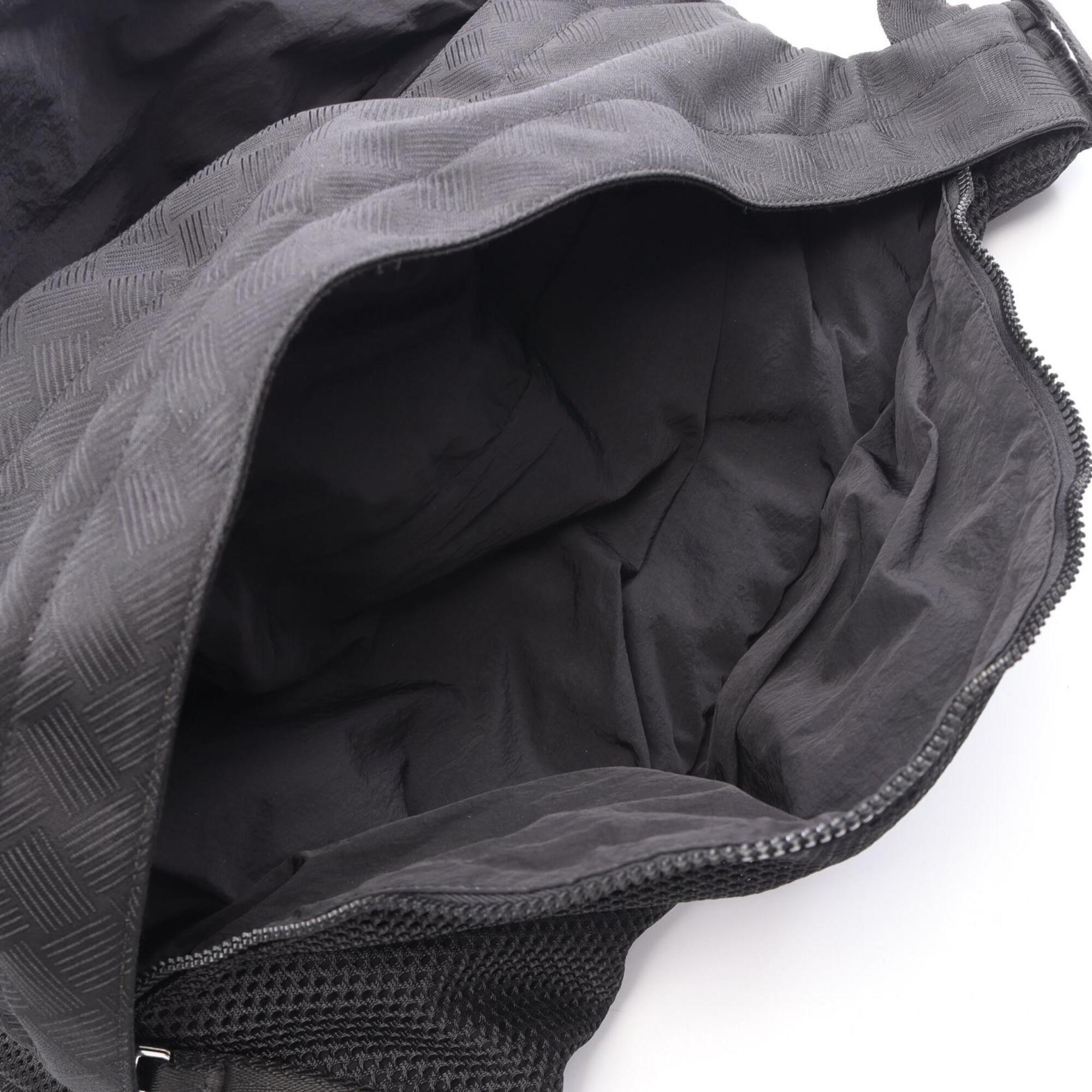 Bottega Veneta Black Nylon Backpack Handbag (Pre-Owned)