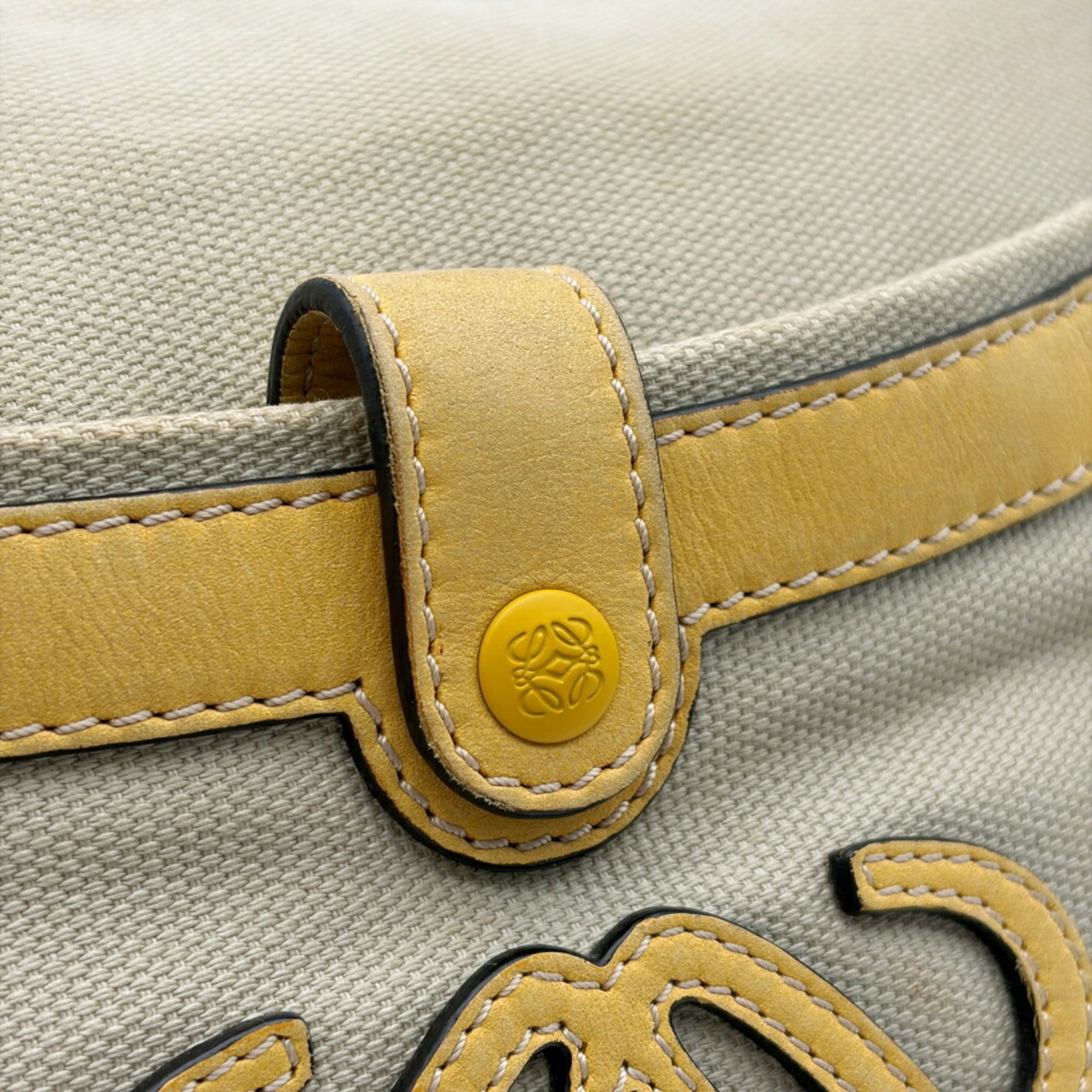 Loewe Beige Yellow Canvas Leather Shoulder Bag (Pre-Owned)