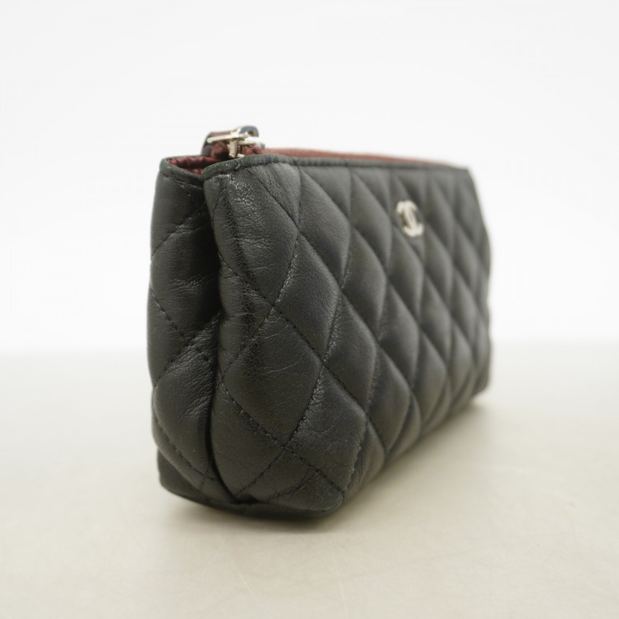 Chanel Black Leather Pouch (Pre-Owned)