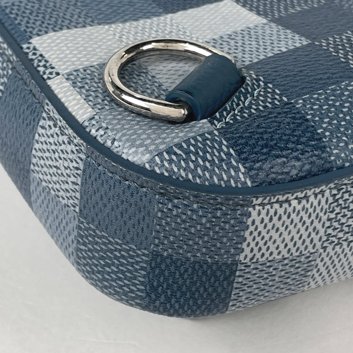 Louis Vuitton Dark Blue Sling Bag (Pre-Owned)