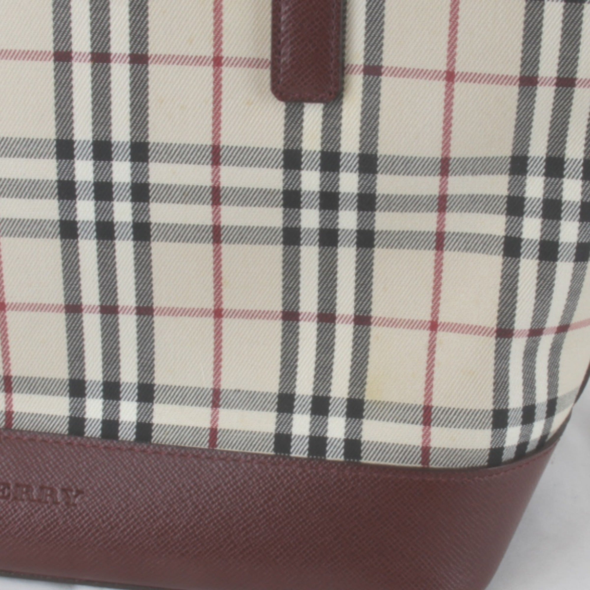 Burberry Red Color Canvas Leather Handbag (Pre-Owned)