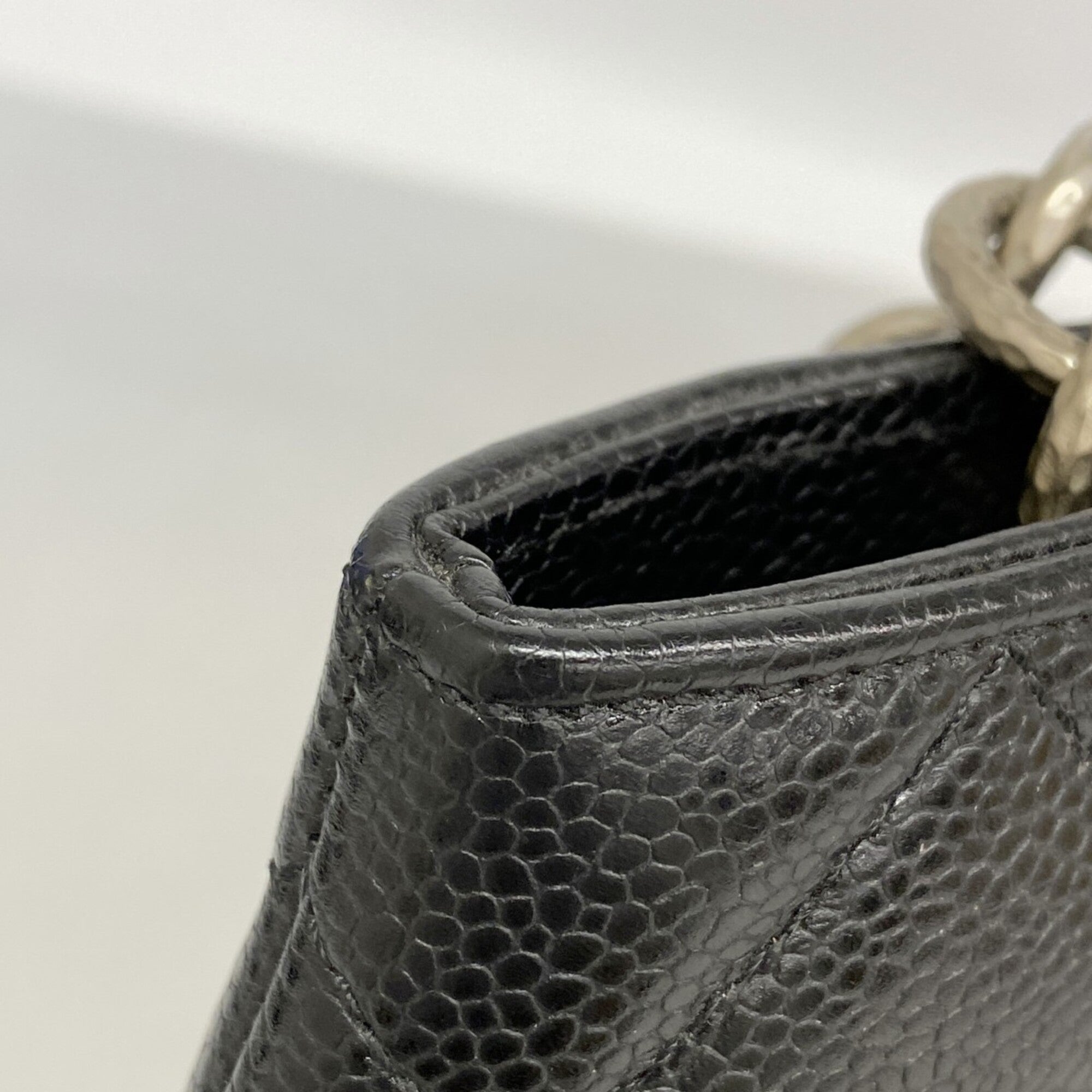 Chanel Black Grained Calfskin Tote Bag (Pre-Owned)