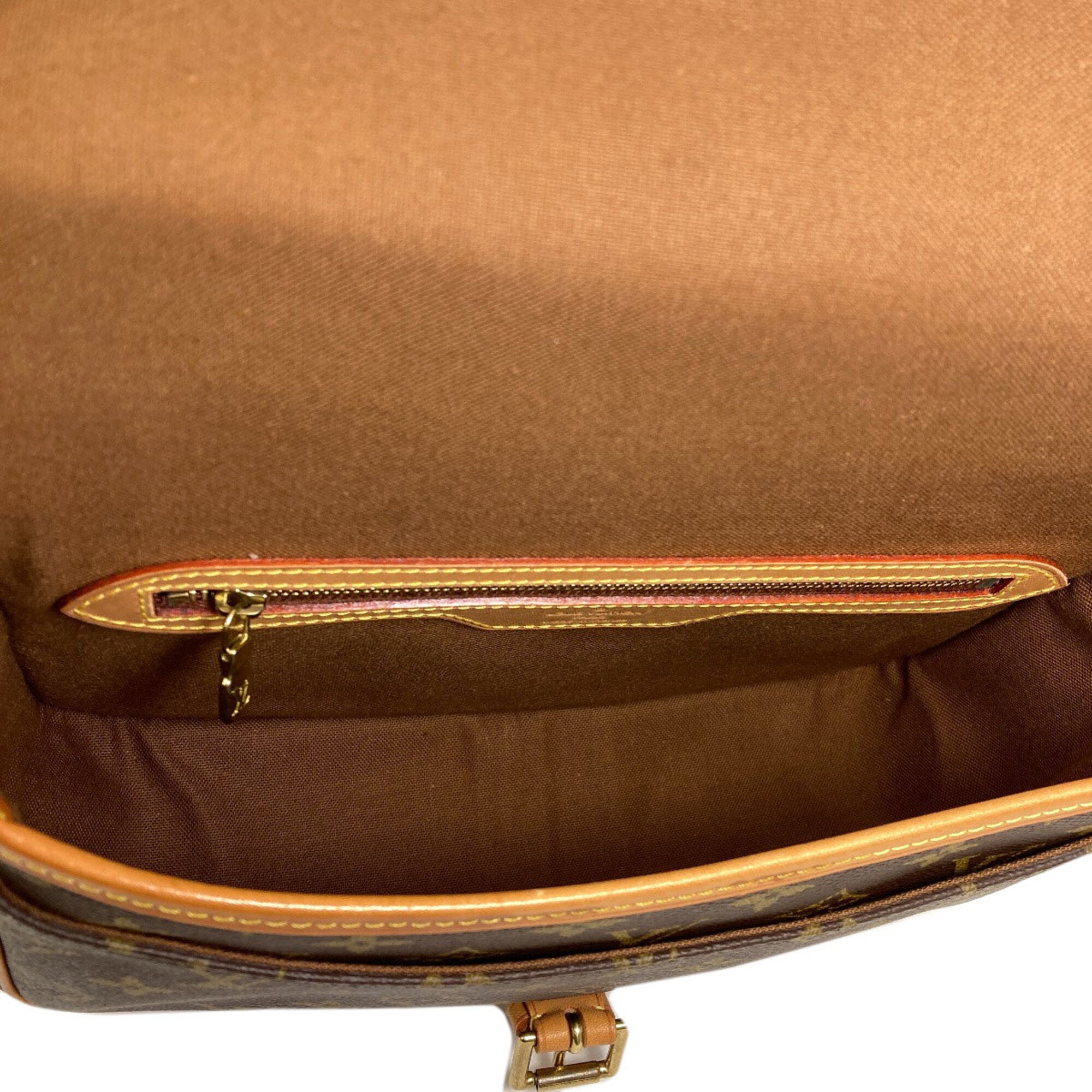 Louis Vuitton Monogram Monogram Canvas Shoulder Bag (Pre-Owned)