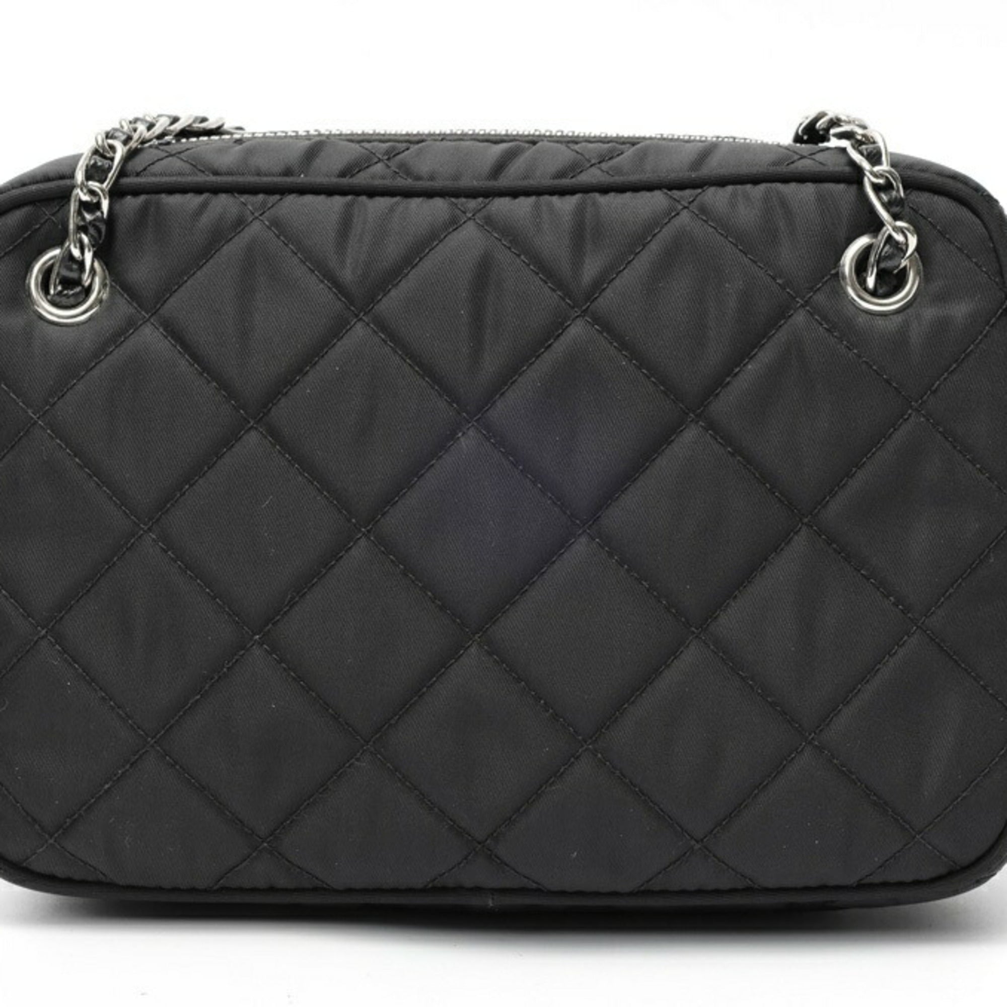 Prada Black Nylon Shoulder Bag (Pre-Owned)