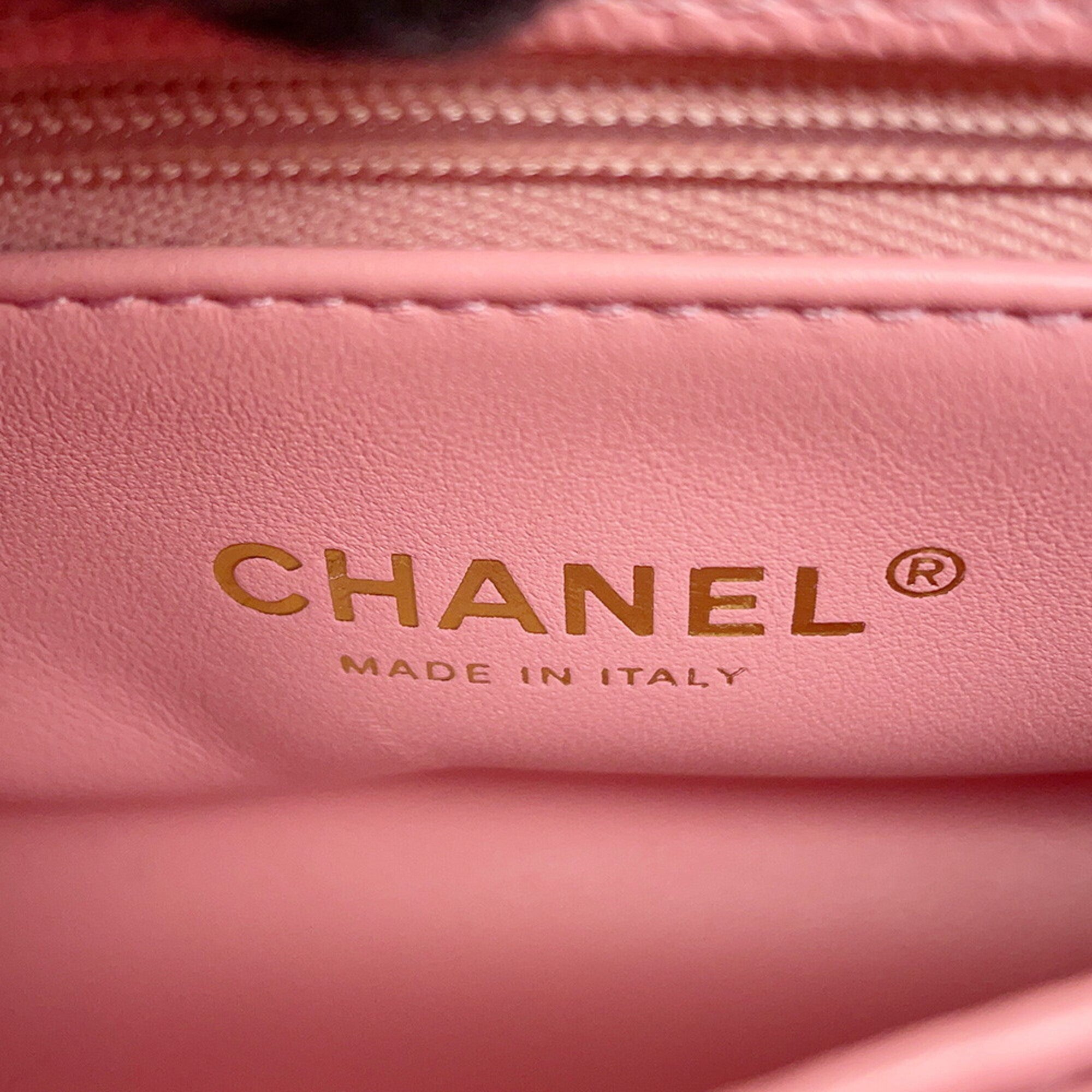Chanel Matelasse Pink Grained Calfskin Handbag Shoulder Bag (Pre-Owned)