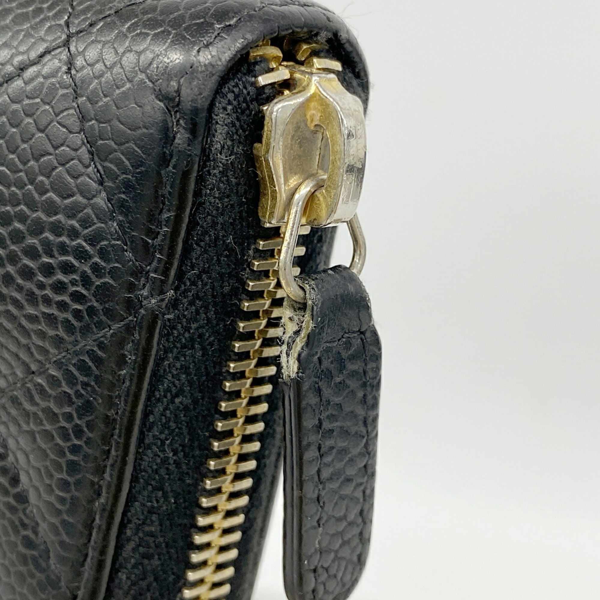 Chanel Black Grained Calfskin Long Wallet (Bi-Fold) (Pre-Owned)