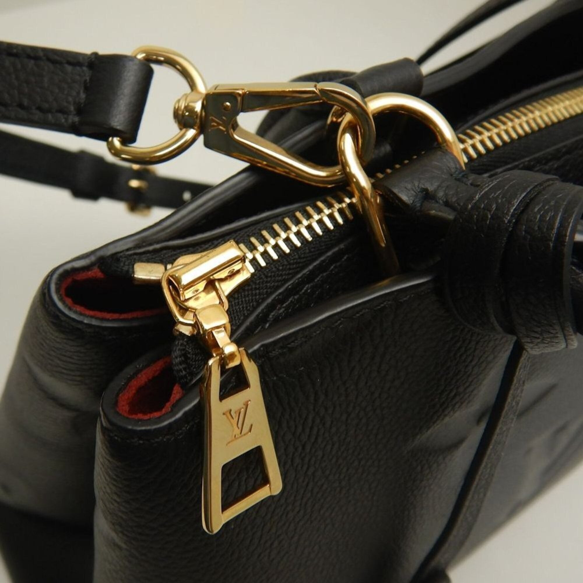 Louis Vuitton Monogram Empreinte Noir Monogram Empreinte Handbag (Pre-Owned)