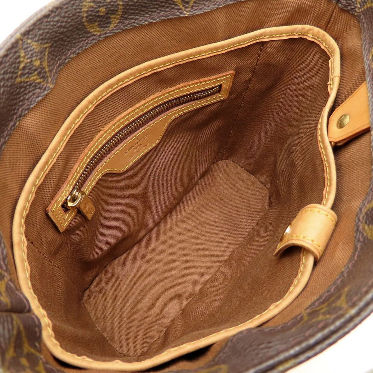 Louis Vuitton Brown Monogram Monogram Handbag (Pre-Owned)