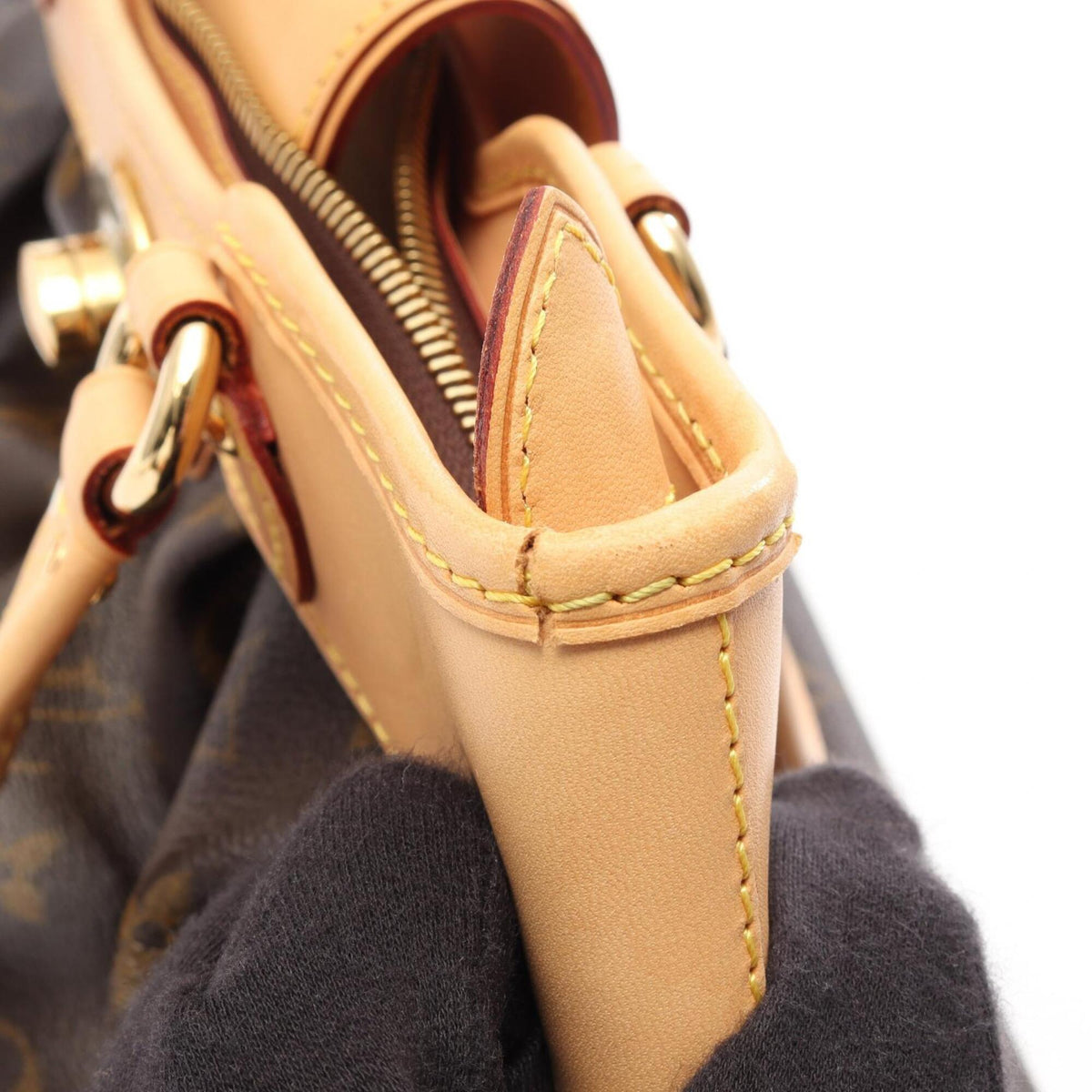 Louis Vuitton Brown Coated Canvas Leather Handbag (Pre-Owned)