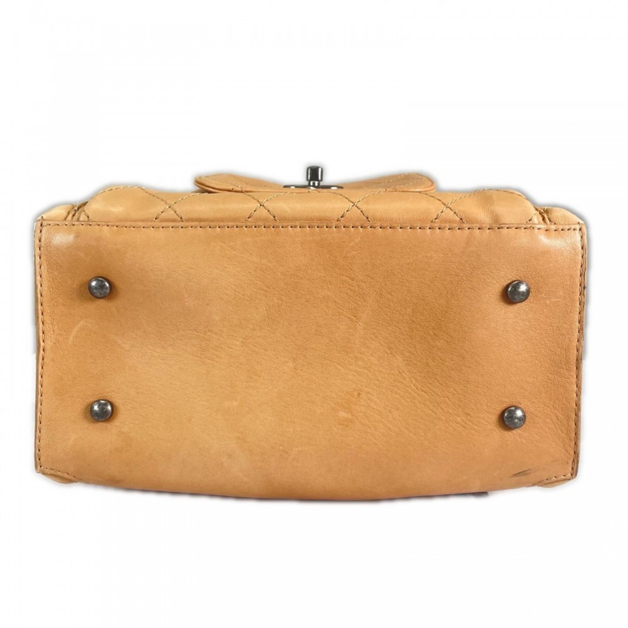 Chanel Beige Leather Handbag (Pre-Owned)
