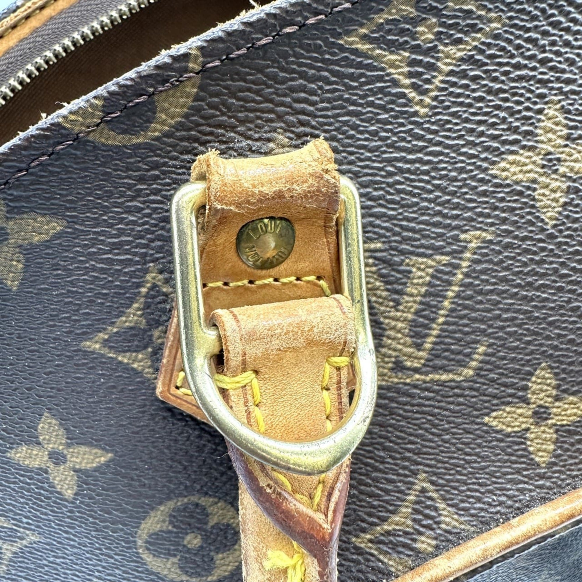 Louis Vuitton Brown Monogram Monogram Handbag (Pre-Owned)