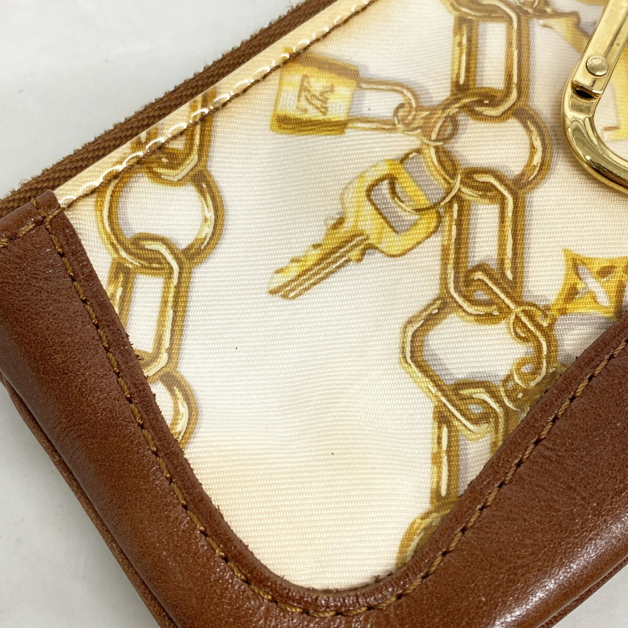 Louis Vuitton Blanc Coin Purse/Coin Case (Pre-Owned)