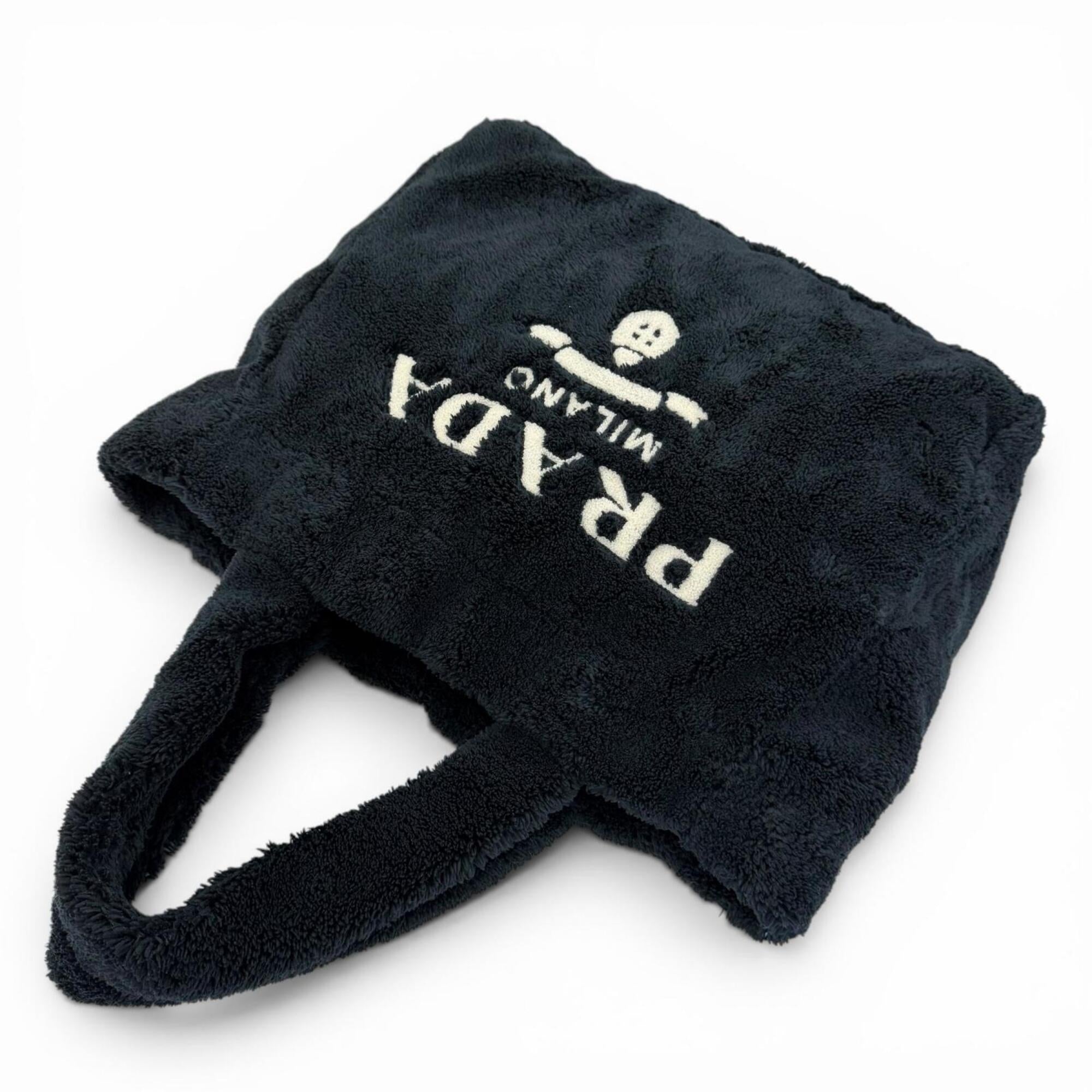 Prada Dark Navy Tote Bag (Pre-Owned)