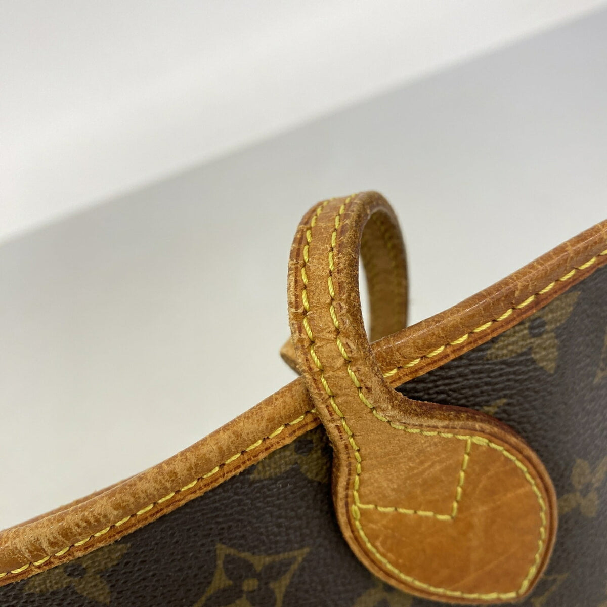 Louis Vuitton Brown Tote Bag (Pre-Owned)
