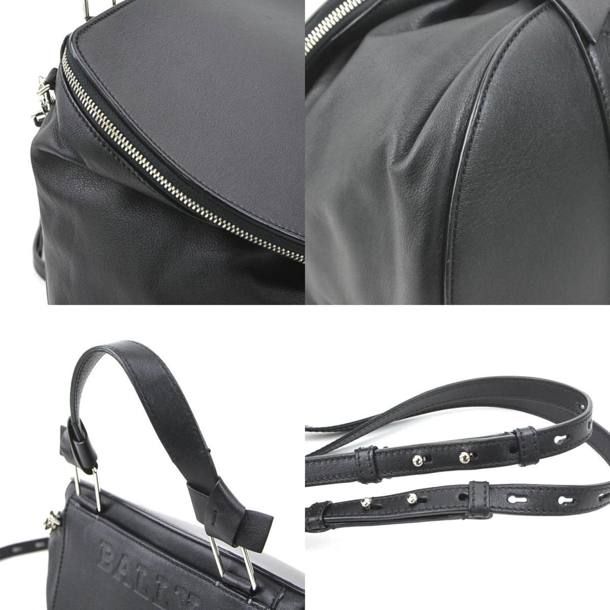 Bally Black Leather Shoulder Bag (Pre-Owned)