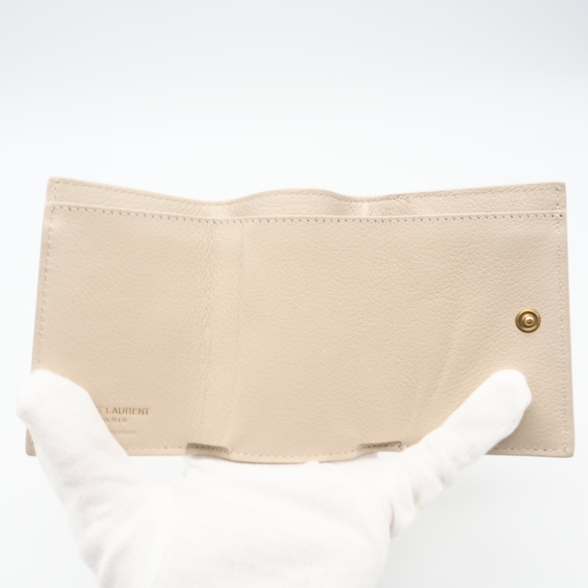 Yves Saint Laurent Beige Leather Wallet (Tri-Fold) (Pre-Owned)