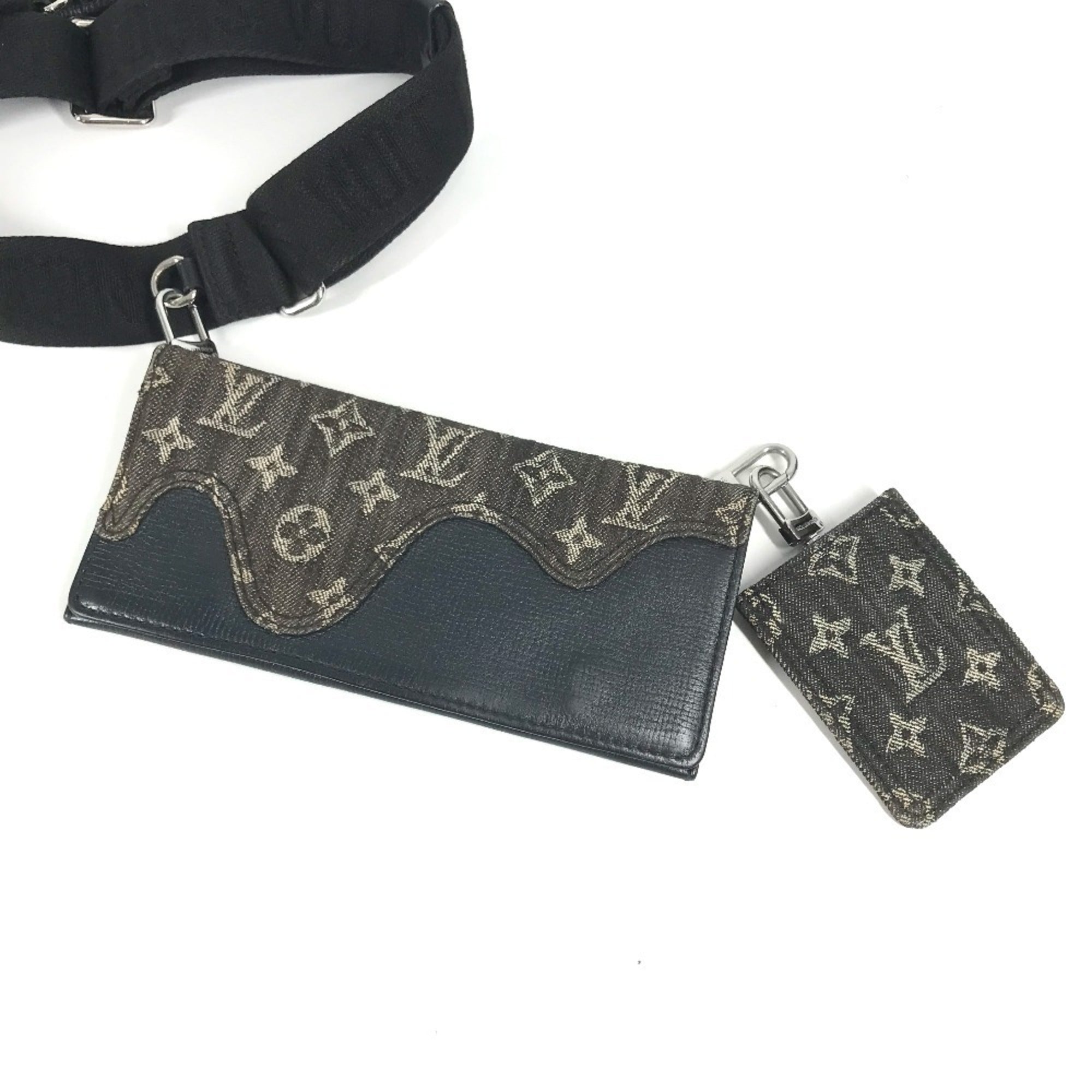 Louis Vuitton Black Monogram Monogram Denim Pouch Shoulder Bag (Pre-Owned)