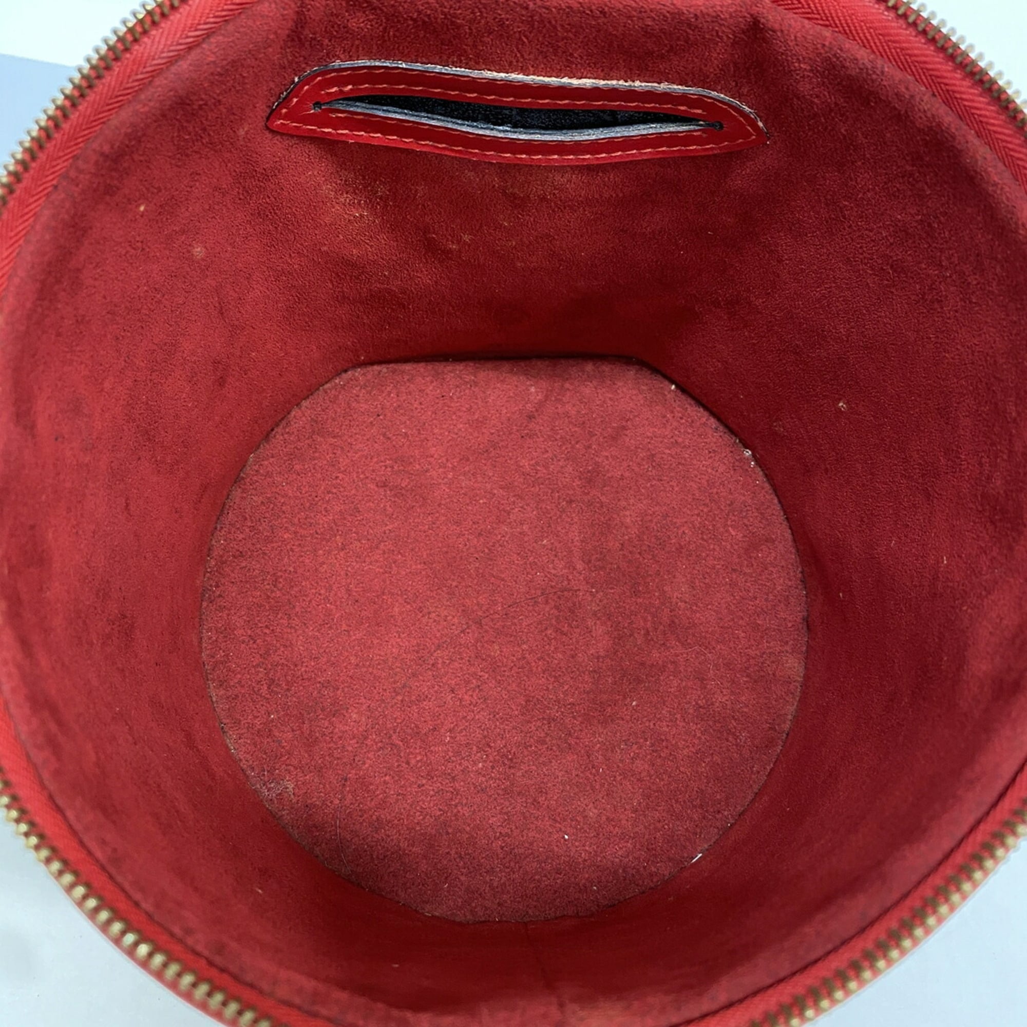 Louis Vuitton Castilian Red Handbag (Pre-Owned)