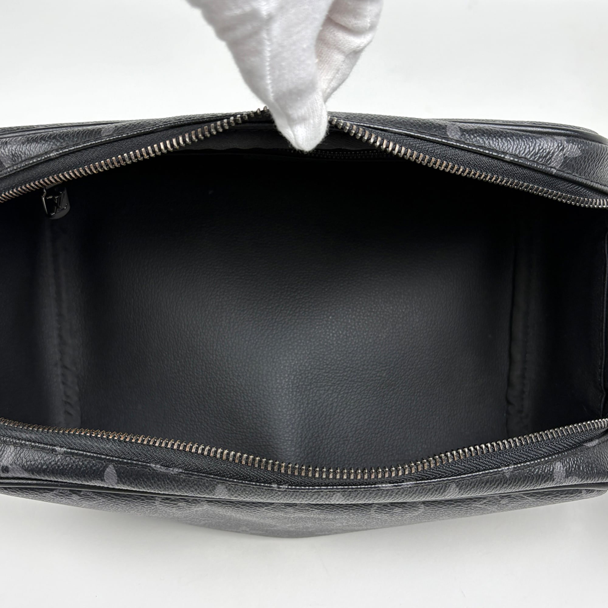 Louis Vuitton Black Damier Graphite Pouch (Pre-Owned)