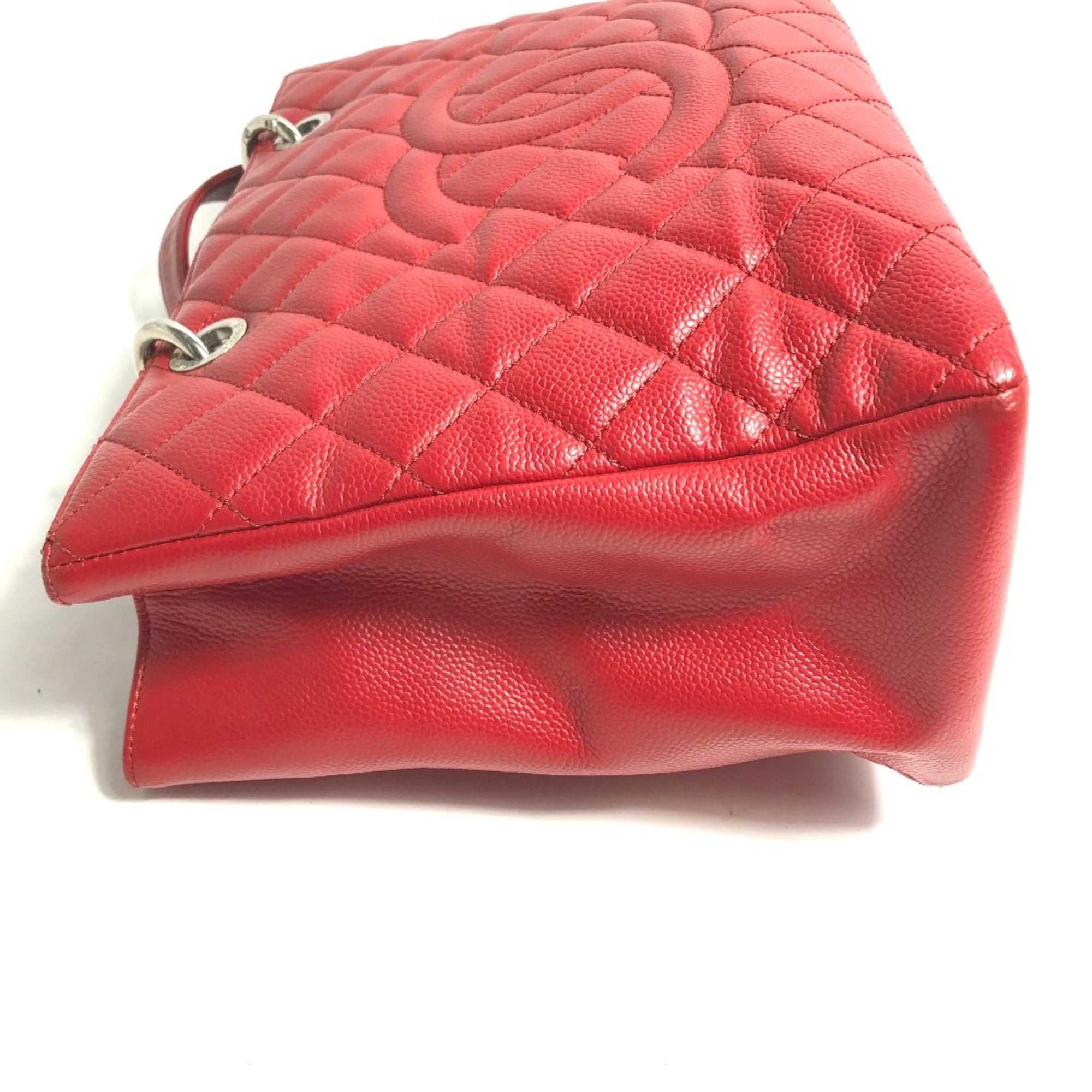 Chanel Red Leather Tote Bag (Pre-Owned)