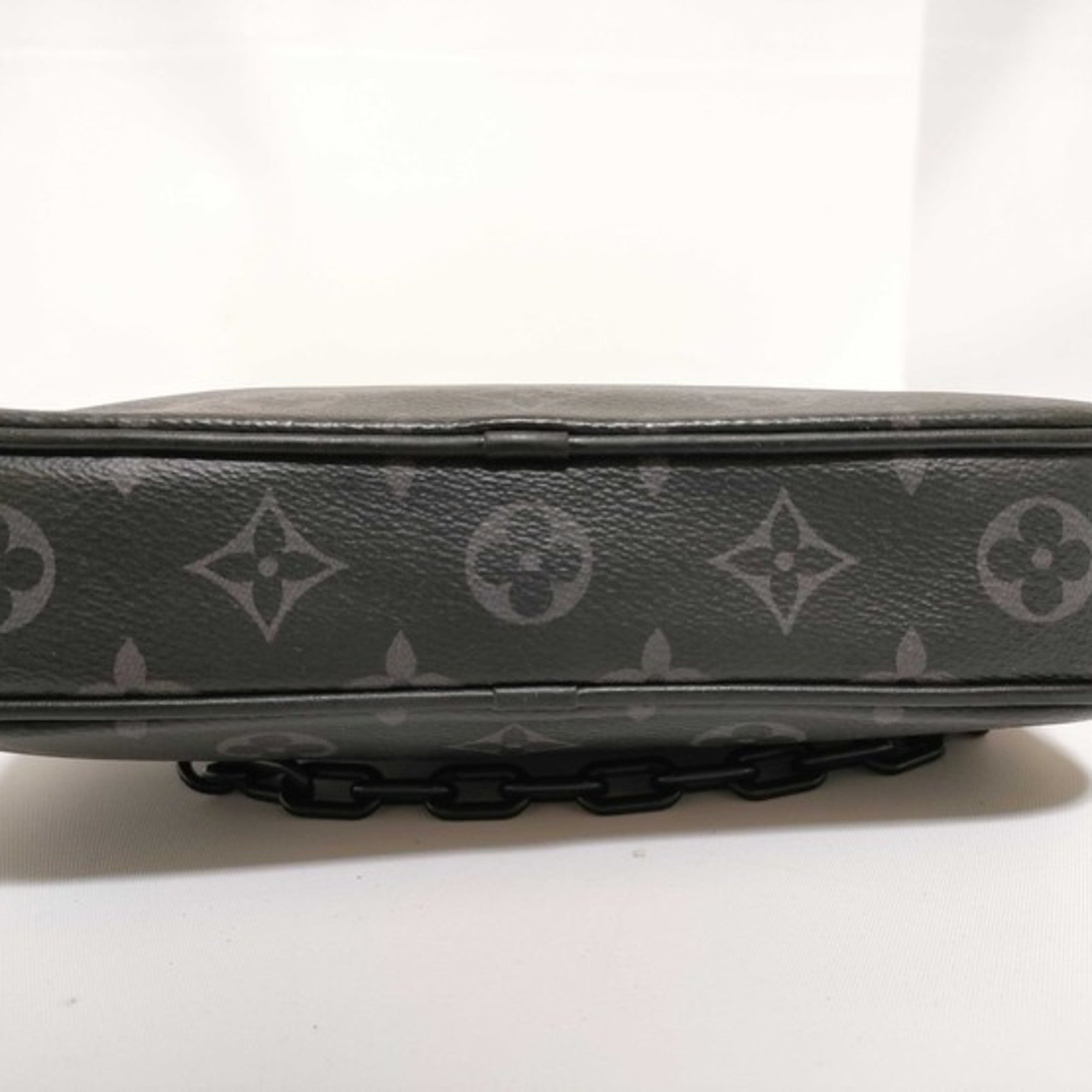 Louis Vuitton Monogram Eclipse Black Gray Pvc Leather Clutch Bag Handbag Pochette (Pre-Owned)