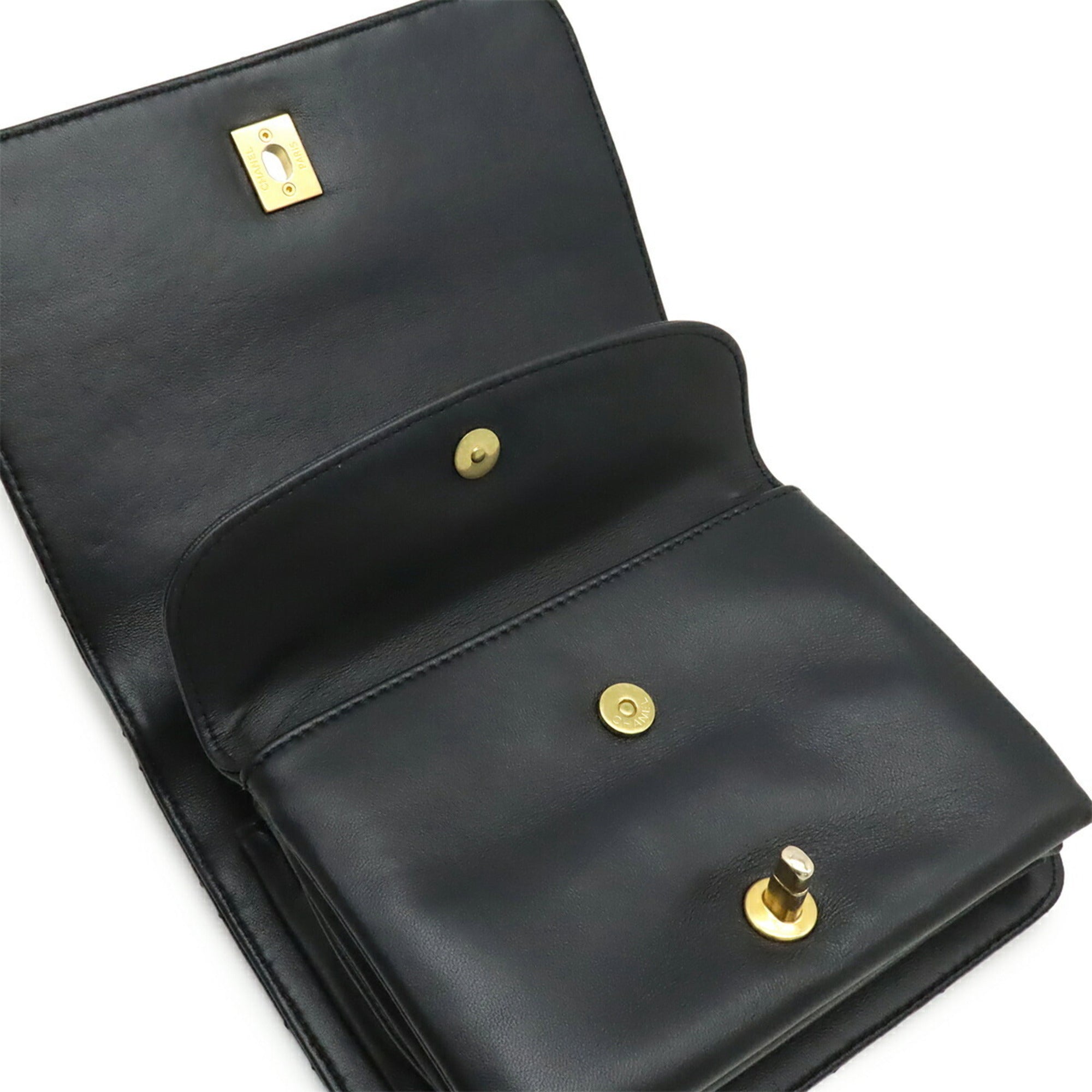 Chanel Matelasse Black Grained Calfskin Handbag Shoulder Bag (Pre-Owned)