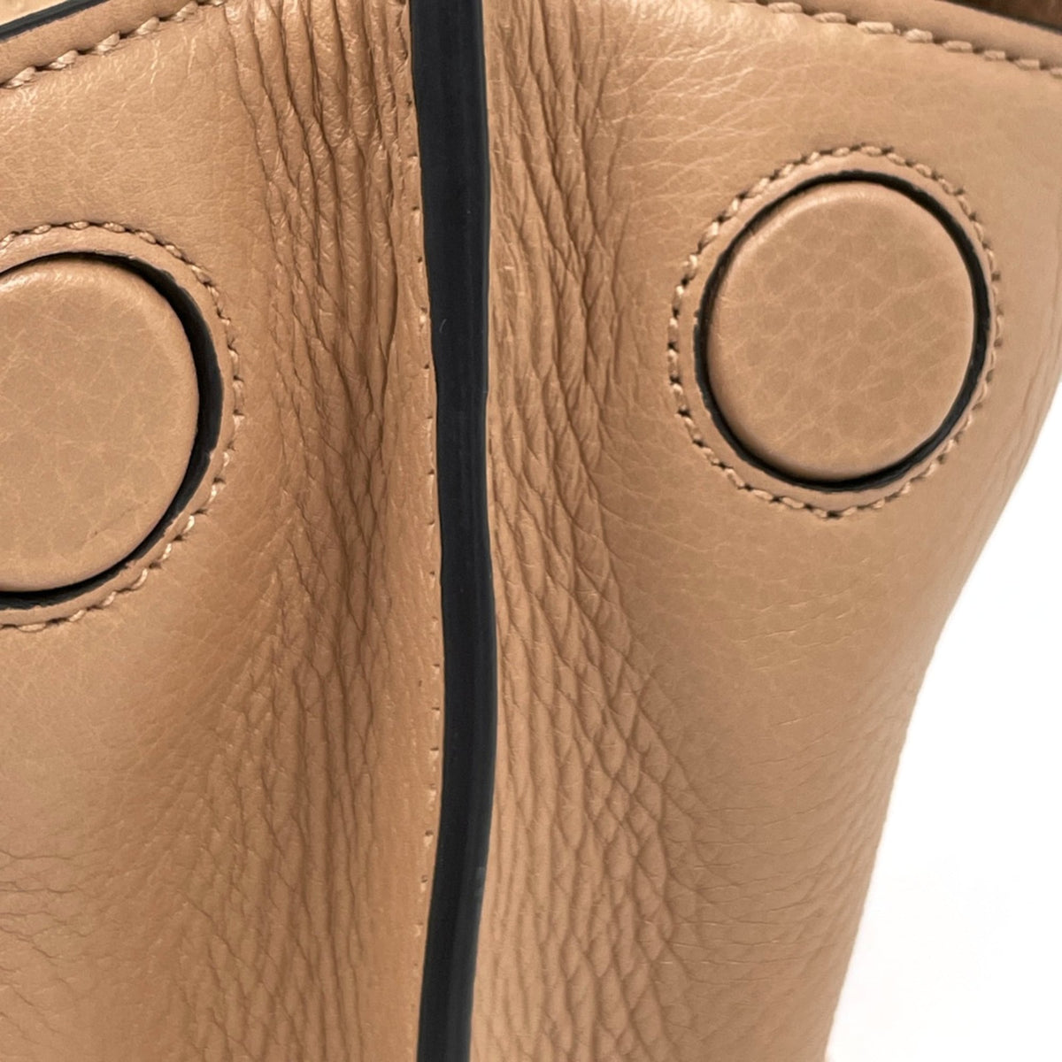 Gucci Beige Leather Bamboo Handbag (Pre-Owned)