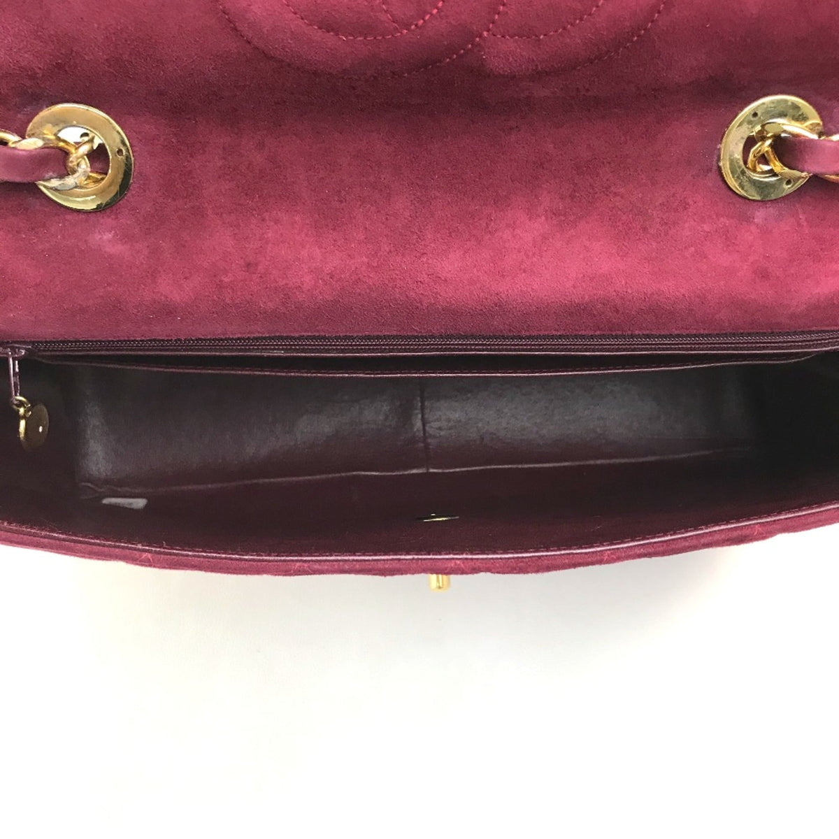 Chanel Red Leather Shoulder Bag (Pre-Owned)