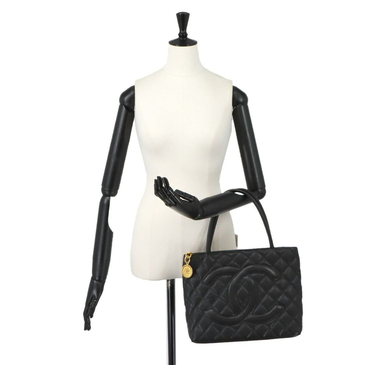 Chanel Black Grained Calfskin Handbag Tote Bag (Pre-Owned)