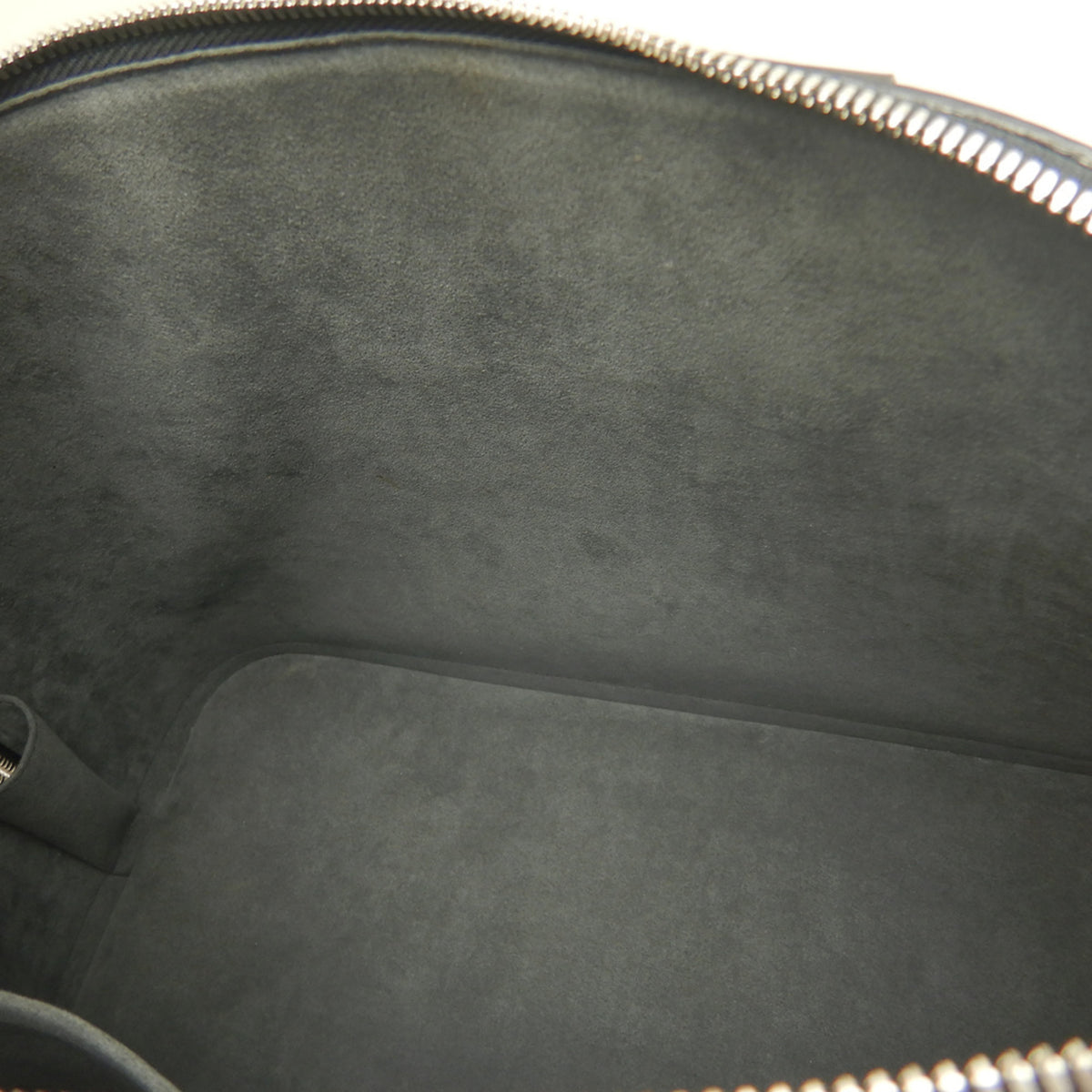 Louis Vuitton Noir Epi Leather Handbag (Pre-Owned)