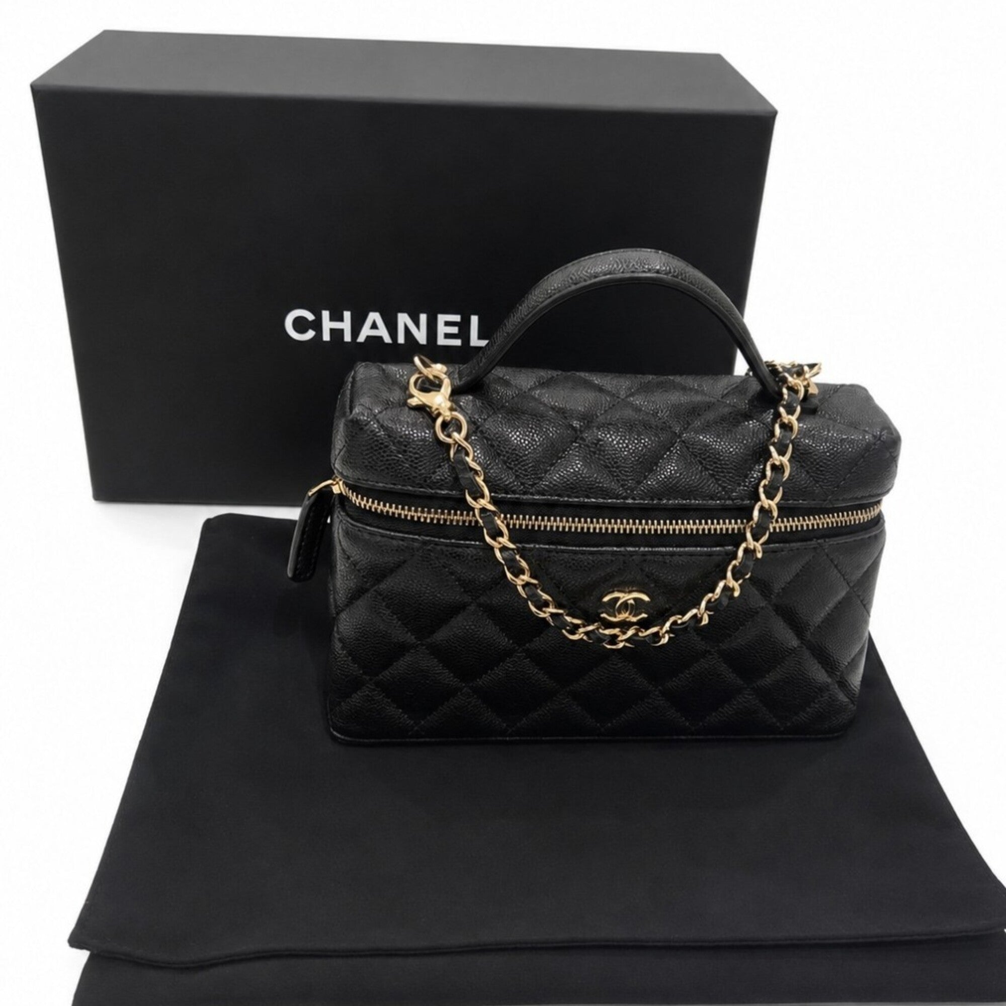 Chanel Black Grained Calfskin Shoulder Bag (Pre-Owned)