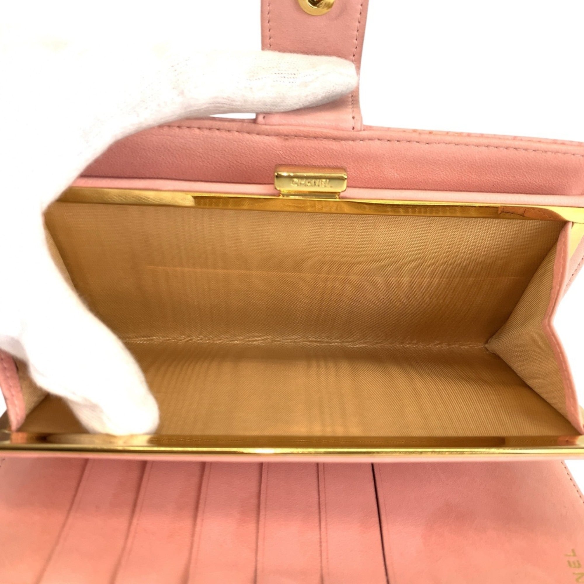 Chanel Pink Leather Middle Wallet (Bi-Fold) (Pre-Owned)