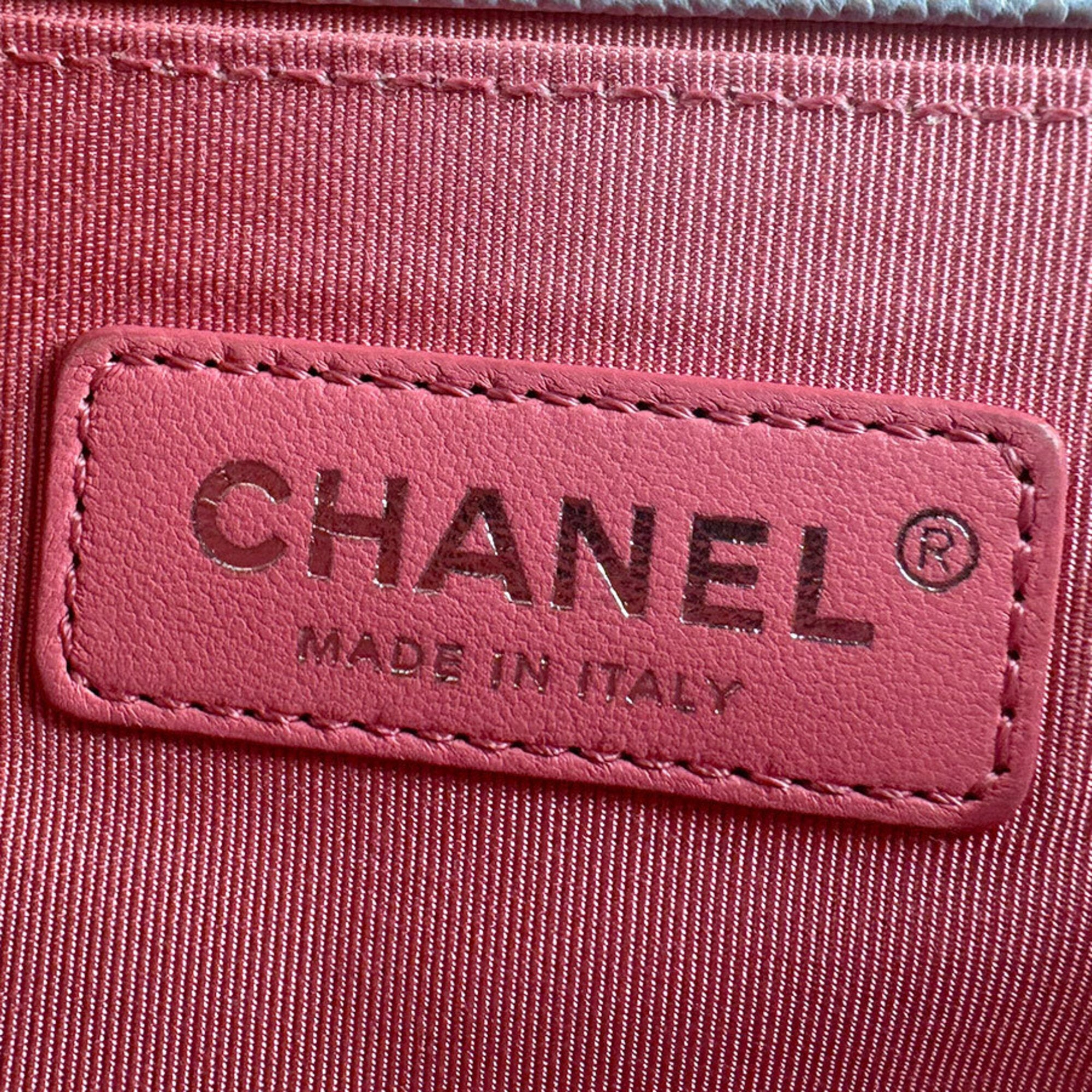 Chanel Multi-Color Grained Calfskin Shoulder Bag (Pre-Owned)