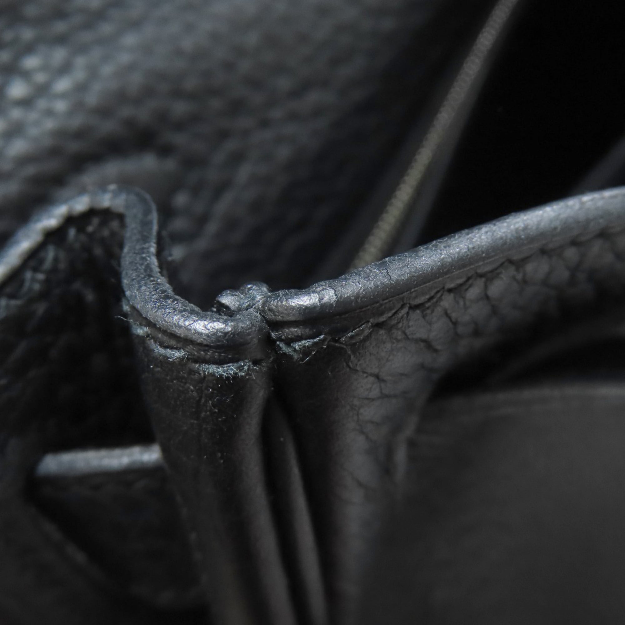 Hermes Kelly Black Handbag (Pre-Owned)