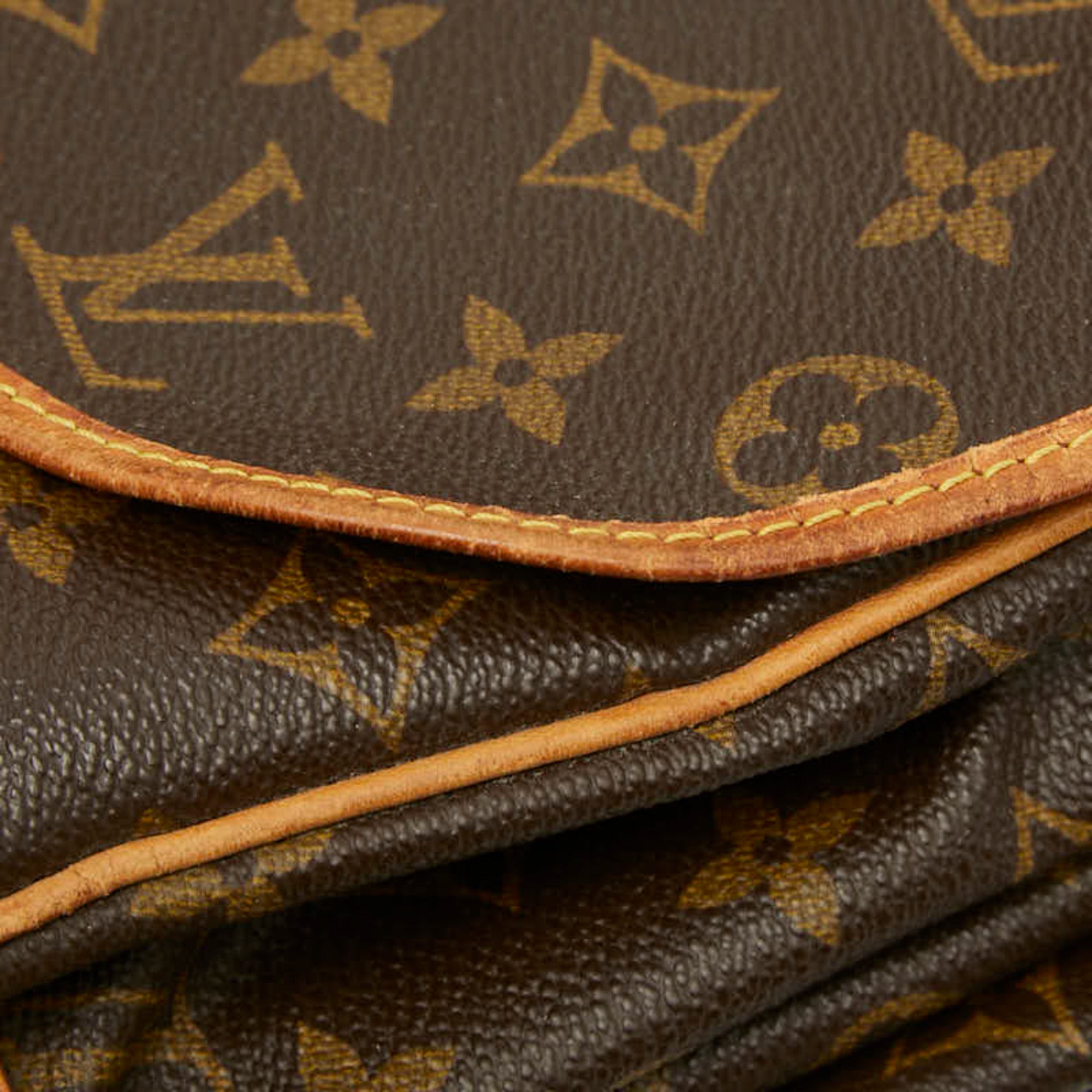 Louis Vuitton Brown Pvc Leather Shoulder Bag (Pre-Owned)