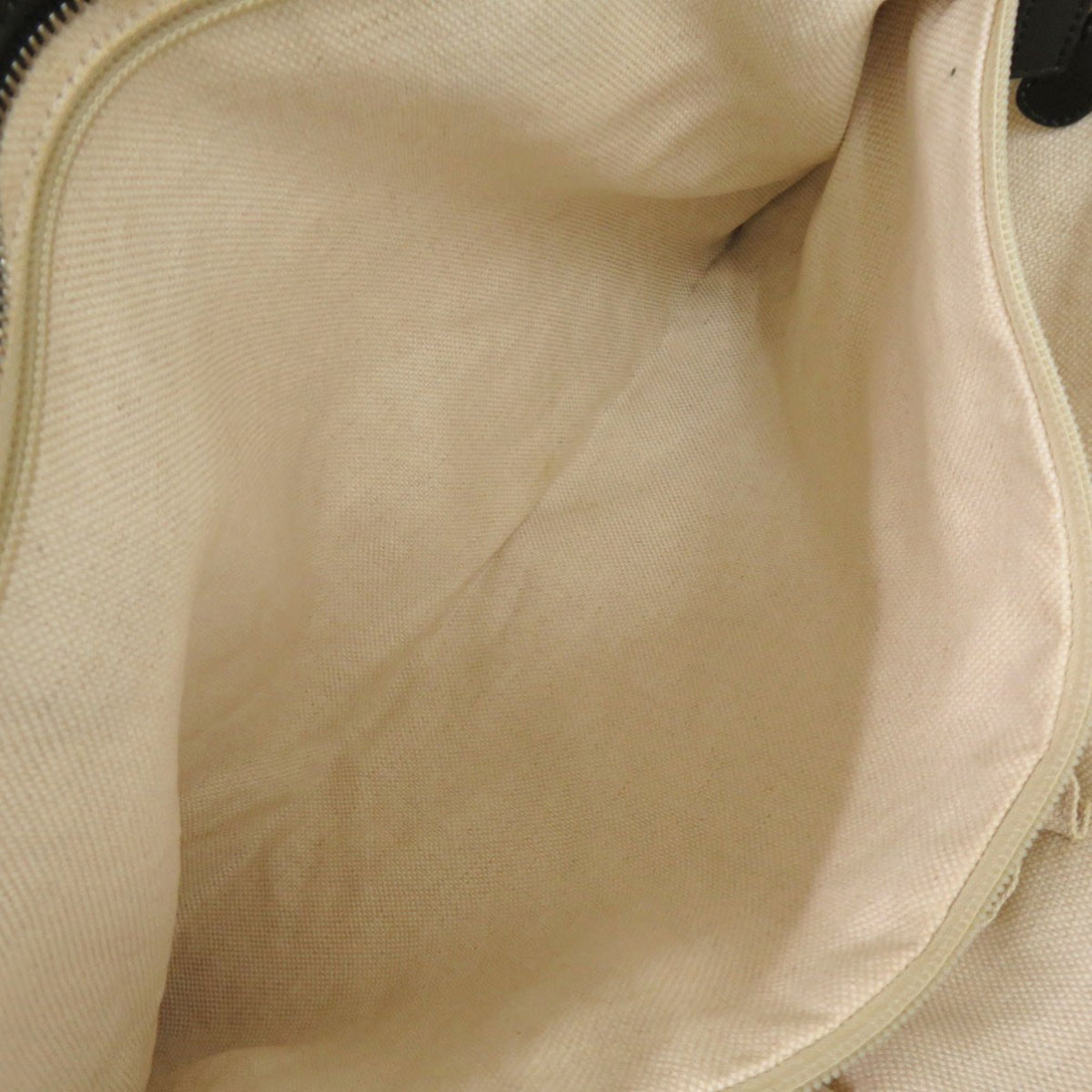 Gucci Black Gg Canvas Tote Bag (Pre-Owned)
