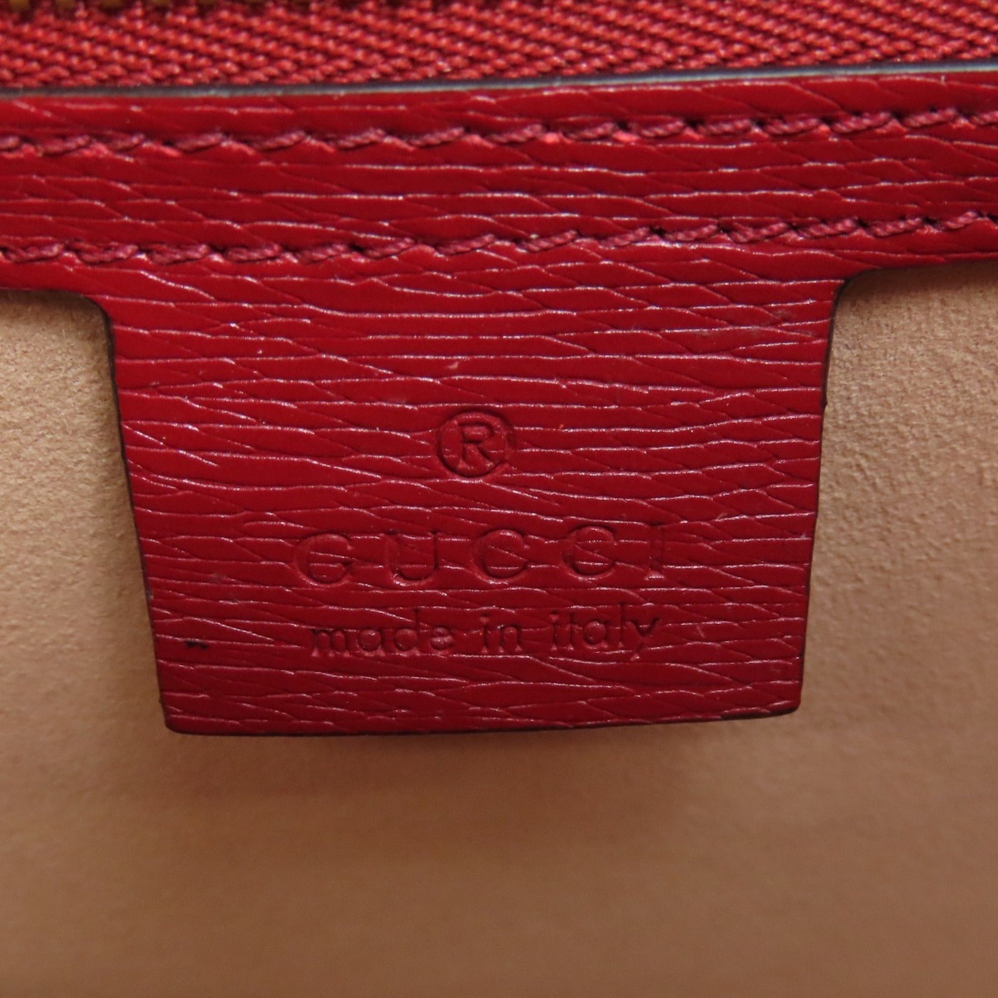 Gucci Red Color Leather Shoulder Bag (Pre-Owned)